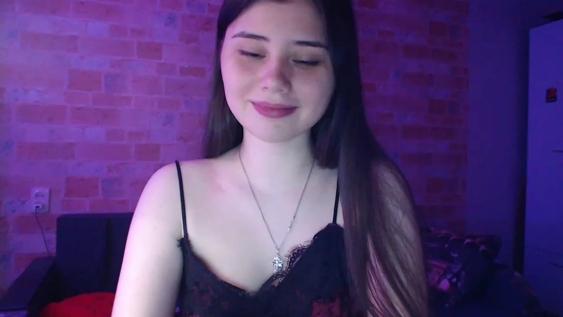 Gallery image thumbnail from Moon_light23's myfreecams stream on, 06/04/2023, 18:48 image 15 of 20