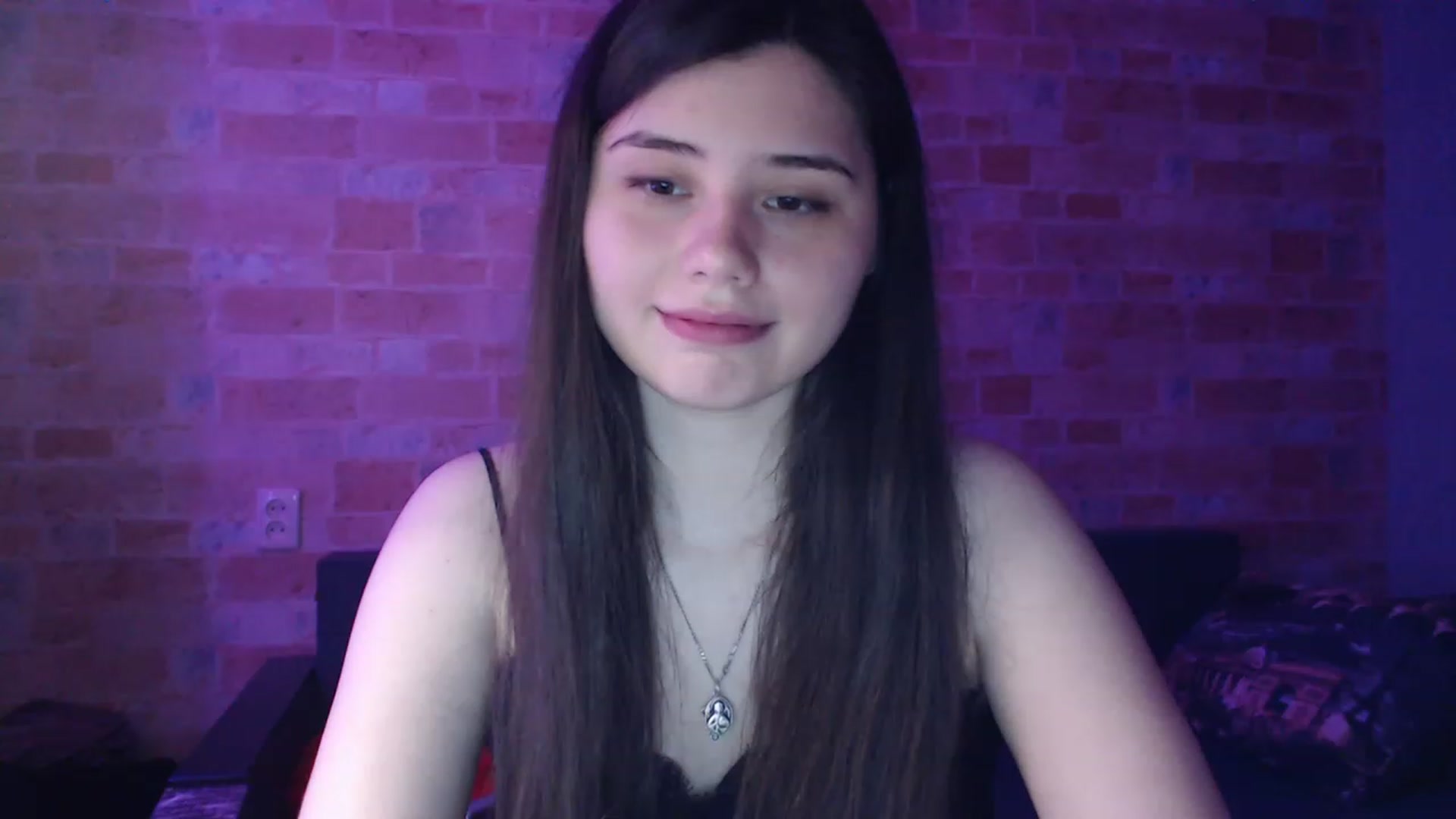 Gallery image thumbnail from Moon_light23's myfreecams stream on, 06/06/2023, 19:35 image 17 of 20
