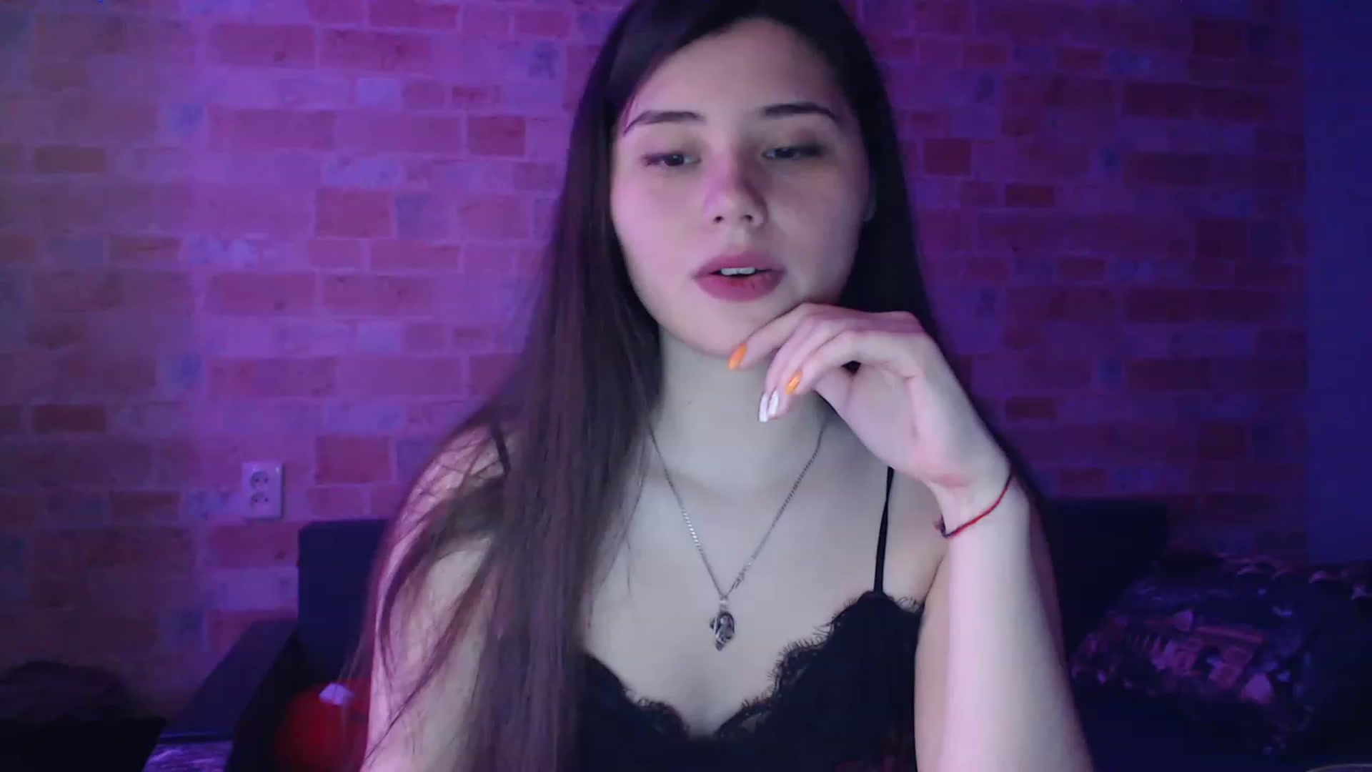 Gallery image thumbnail from Moon_light23's myfreecams stream on, 06/06/2023, 19:35 image 4 of 20