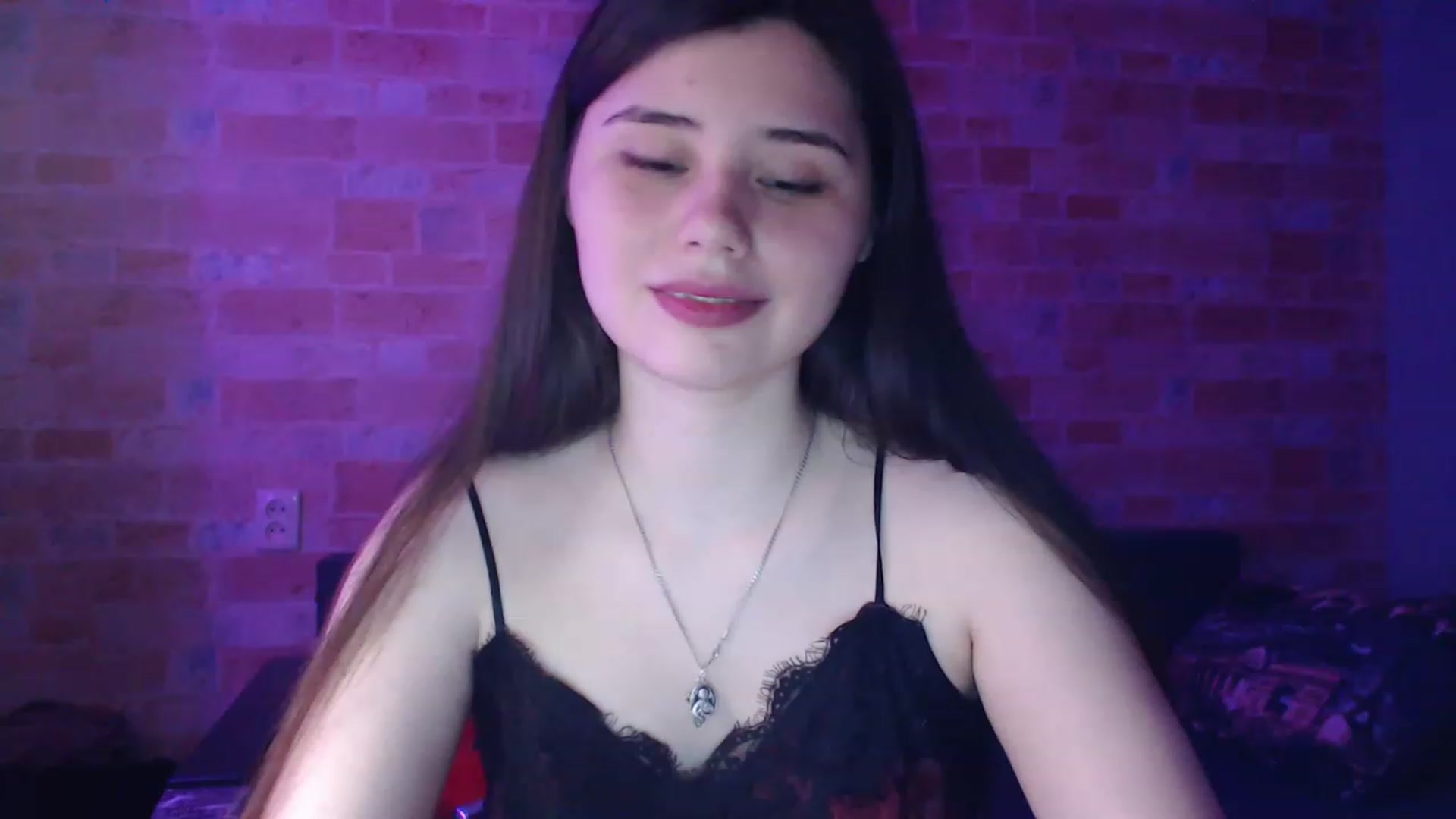 Gallery image thumbnail from Moon_light23's myfreecams stream on, 06/06/2023, 19:35 image 12 of 20