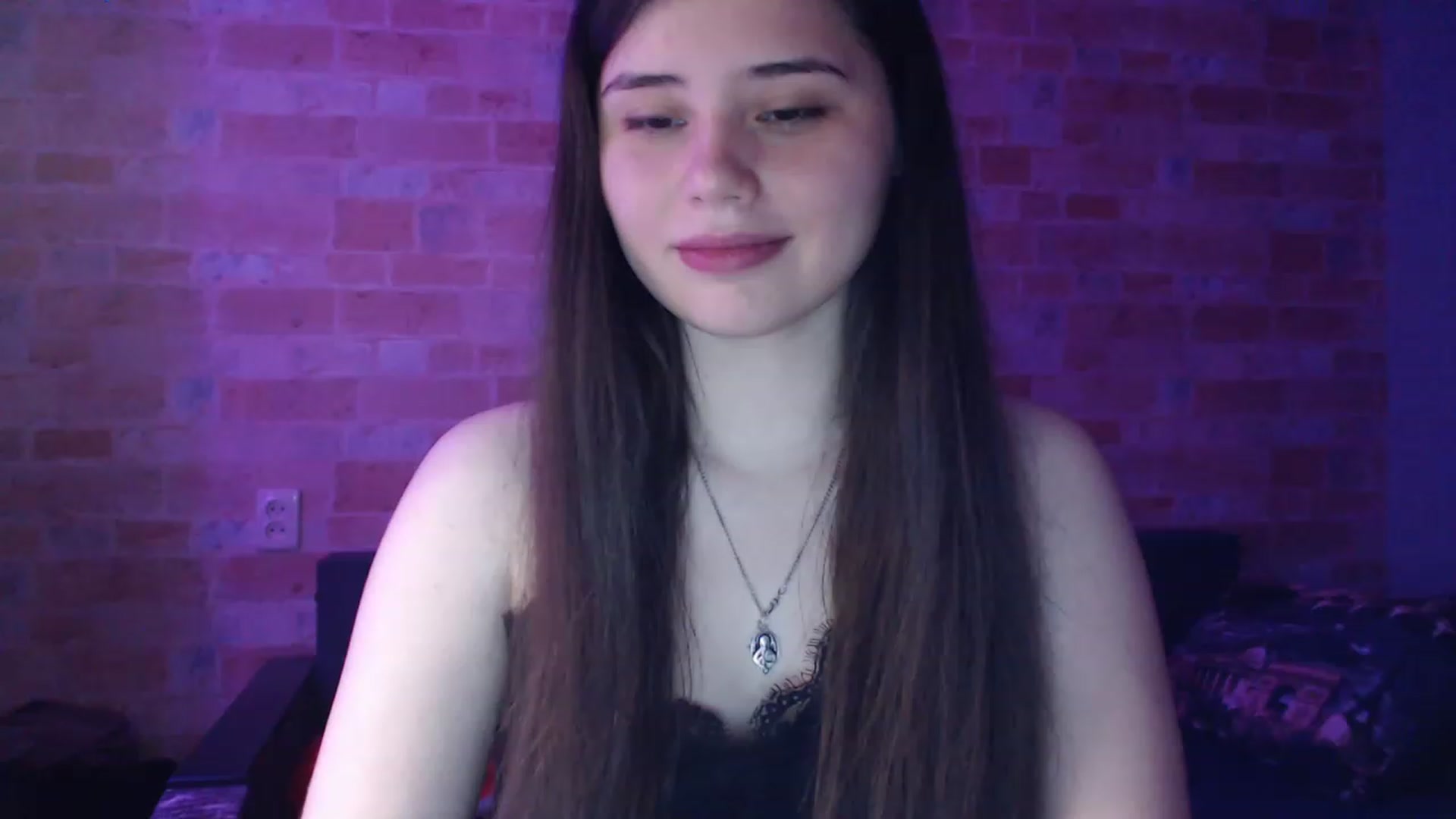 Gallery image thumbnail from Moon_light23's myfreecams stream on, 06/06/2023, 19:35 image 19 of 20