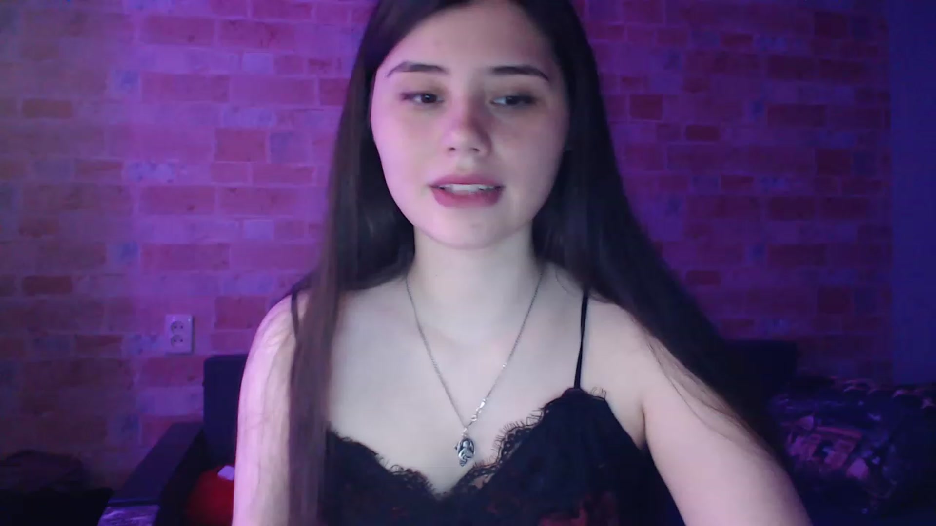 Gallery image thumbnail from Moon_light23's myfreecams stream on, 06/06/2023, 19:35 image 13 of 20