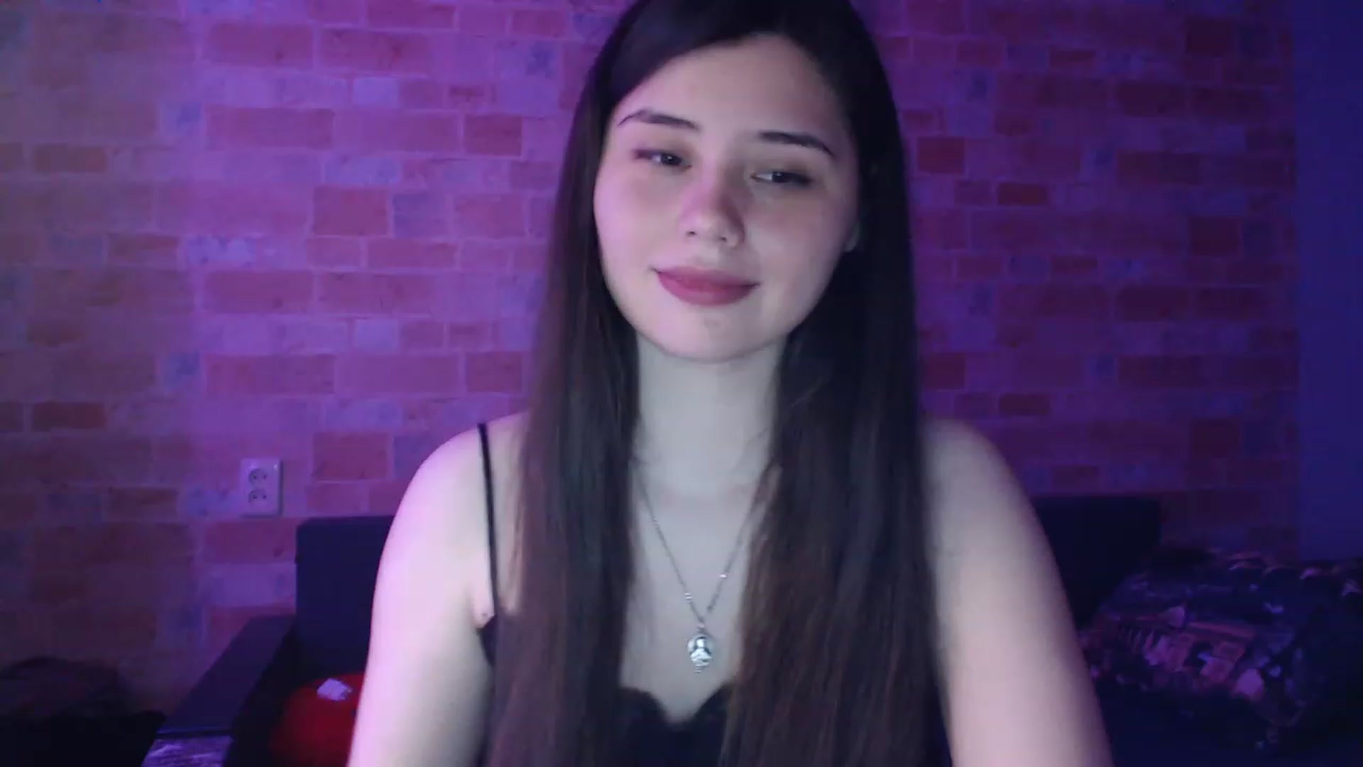 Gallery image thumbnail from Moon_light23's myfreecams stream on, 06/06/2023, 19:35 image 16 of 20