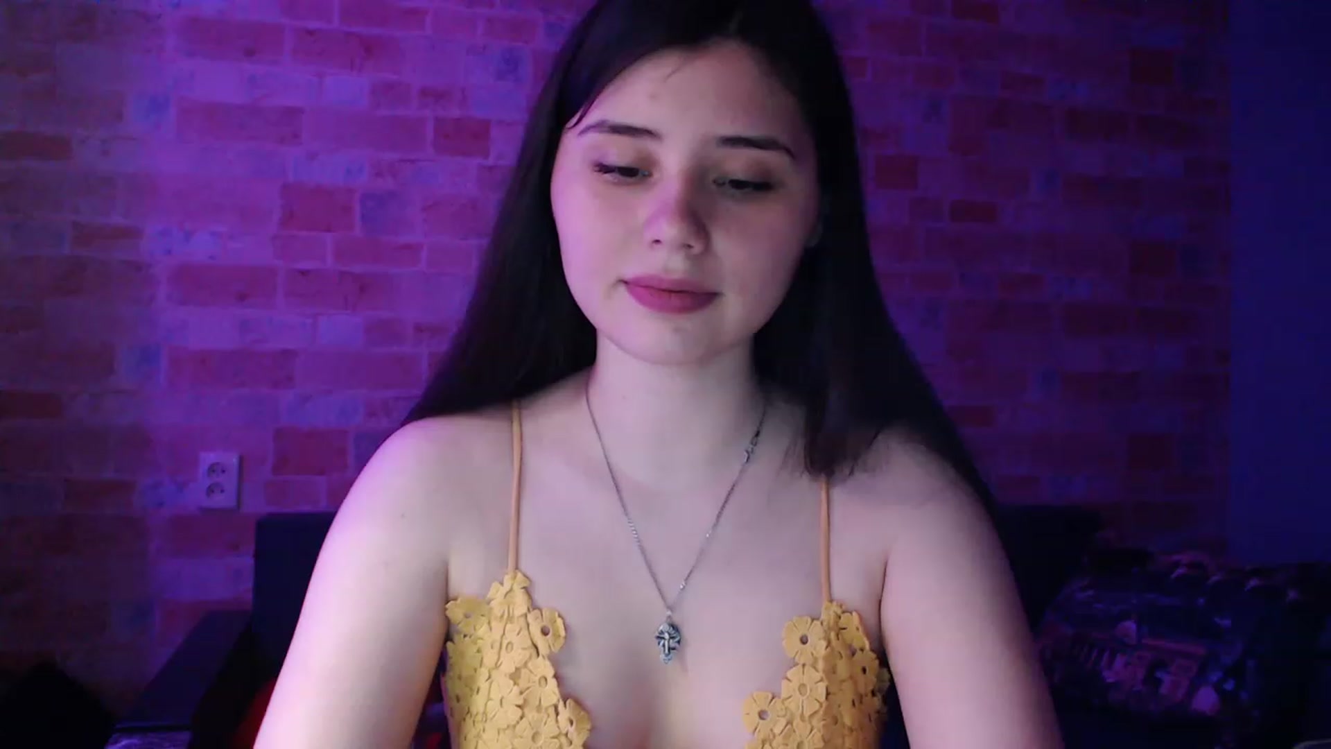 Gallery image thumbnail from Moon_light23's myfreecams stream on, 06/07/2023, 19:03 image 9 of 20