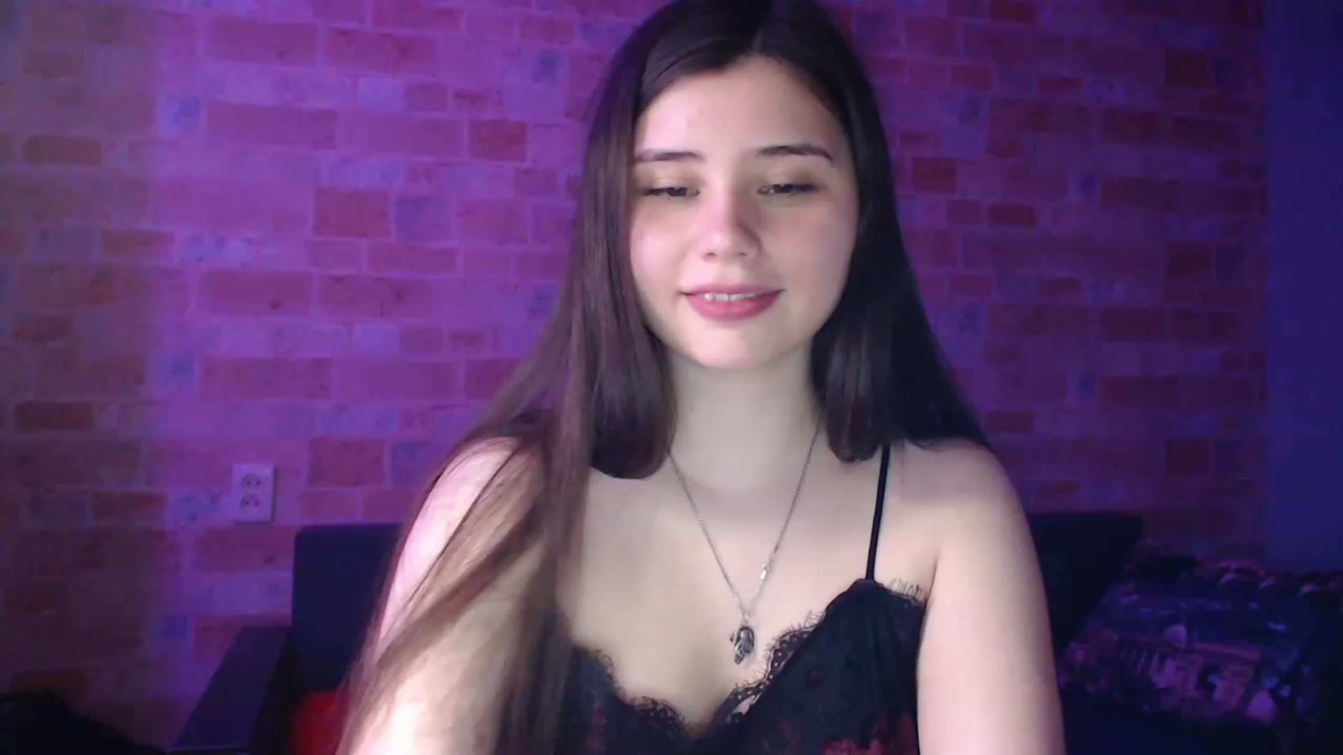 Gallery image thumbnail from Moon_light23's myfreecams stream on, 06/08/2023, 18:34 image 17 of 20