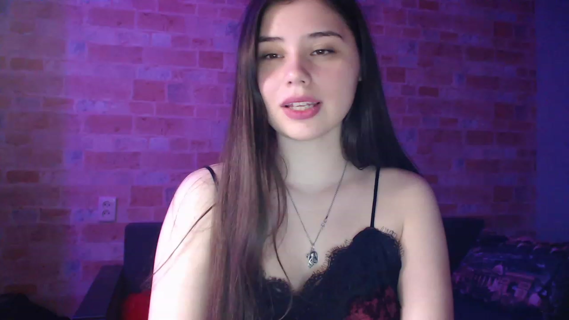Gallery image thumbnail from Moon_light23's myfreecams stream on, 06/08/2023, 18:34 image 6 of 20