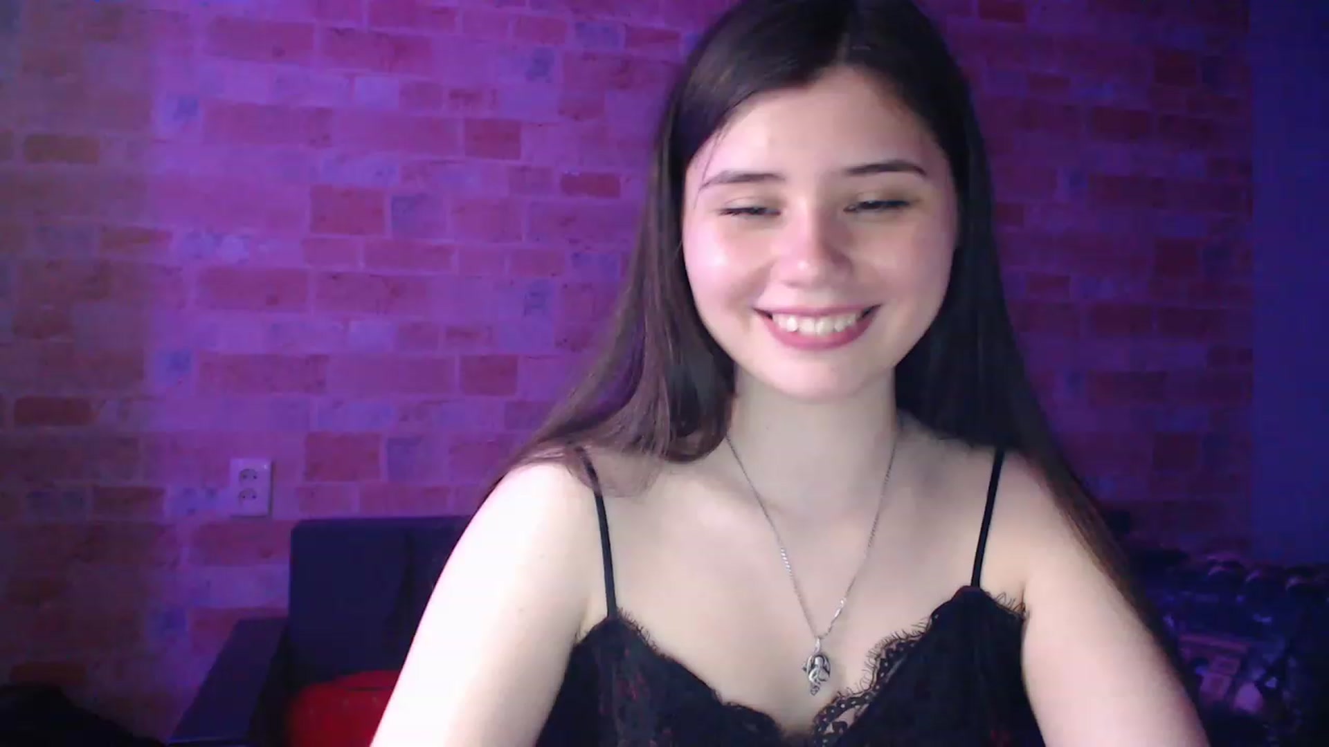 Gallery image thumbnail from Moon_light23's myfreecams stream on, 06/08/2023, 20:36 image 18 of 20