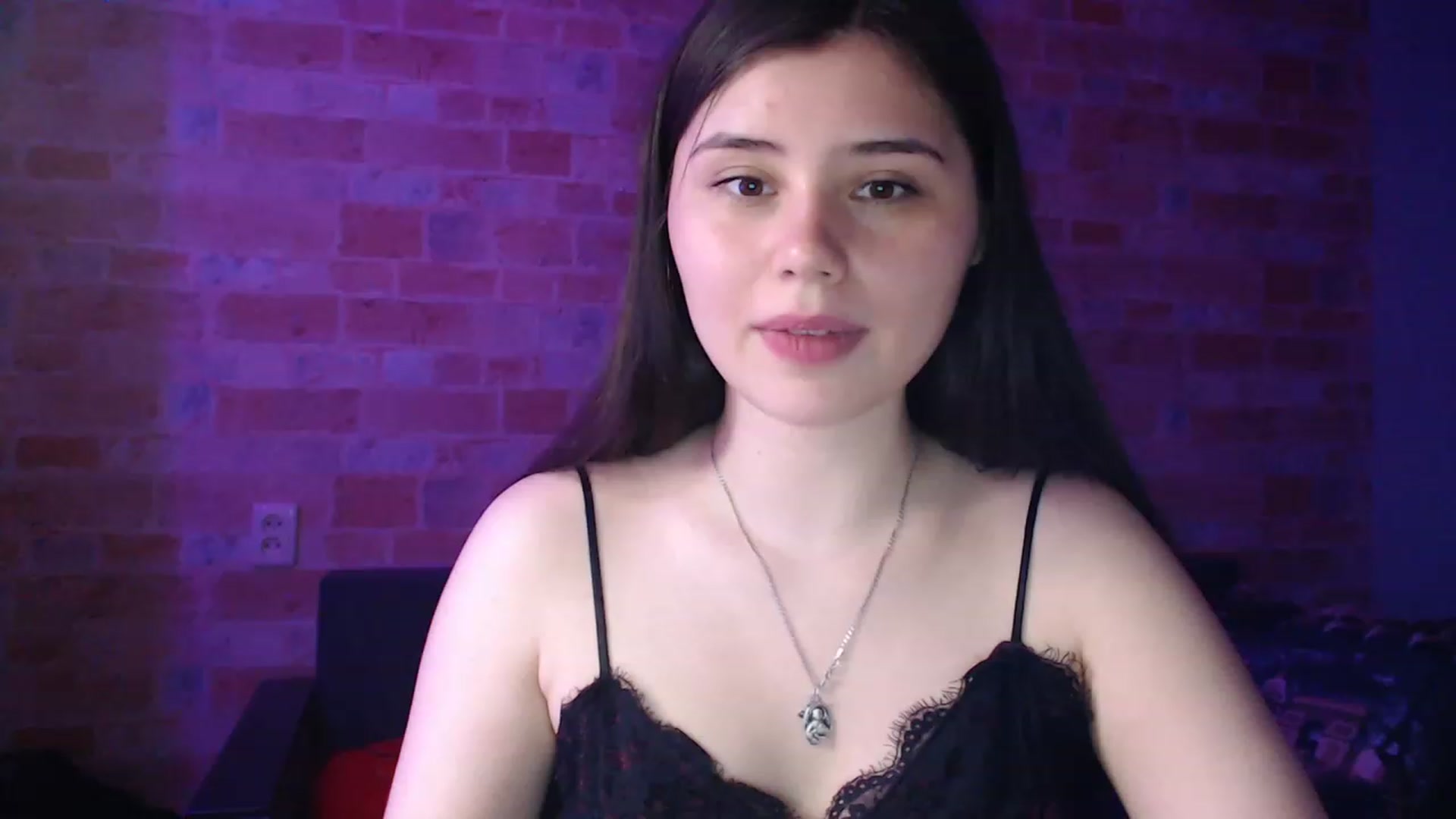 Gallery image thumbnail from Moon_light23's myfreecams stream on, 06/08/2023, 20:36 image 14 of 20