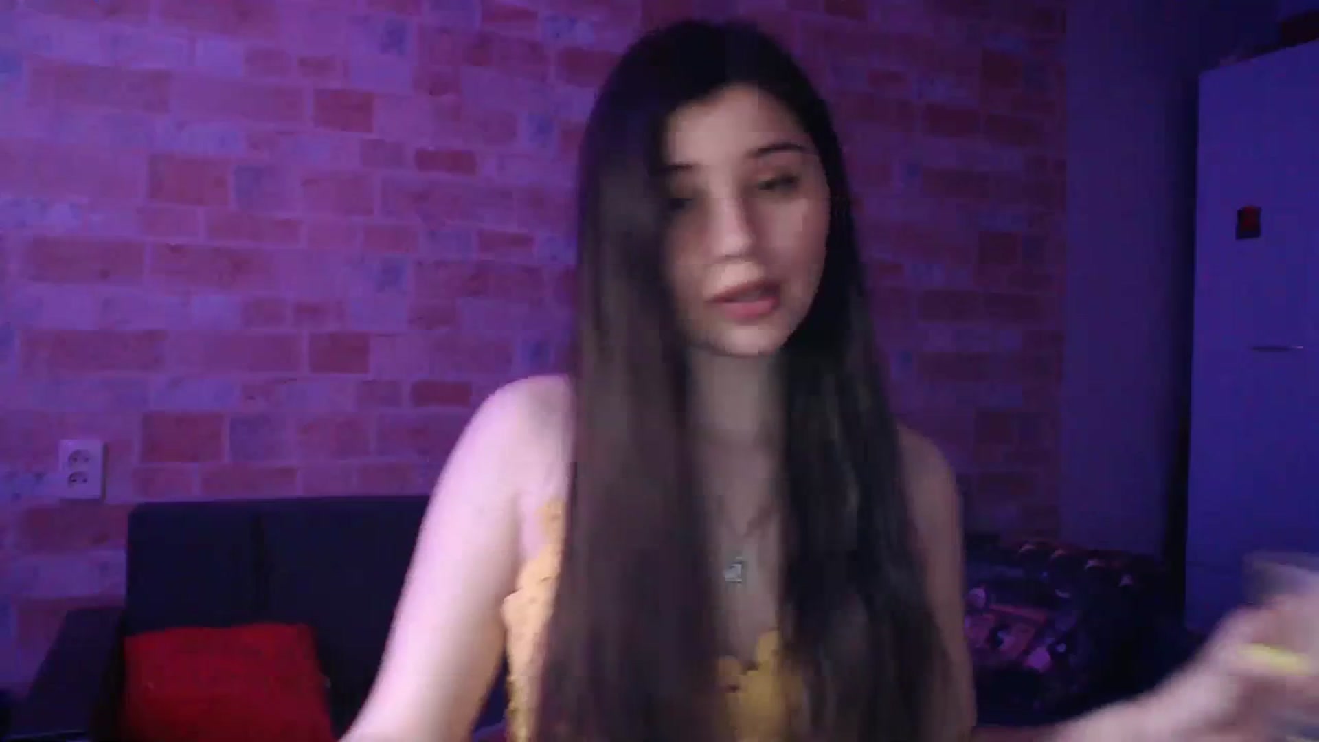 Gallery image thumbnail from Moon_light23's myfreecams stream on, 06/14/2023, 19:56 image 16 of 20