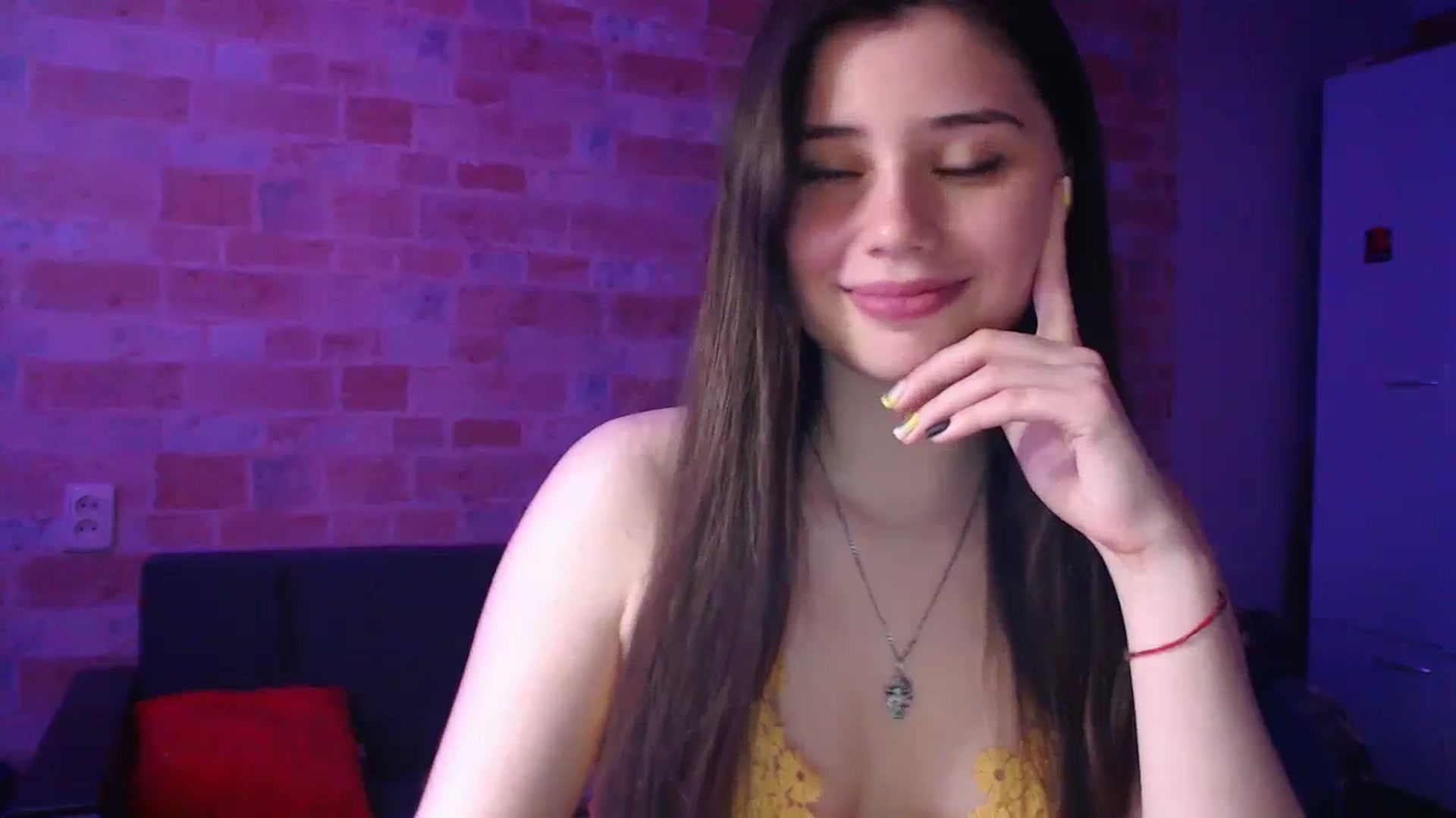 Gallery image thumbnail from Moon_light23's myfreecams stream on, 06/14/2023, 19:56 image 15 of 20