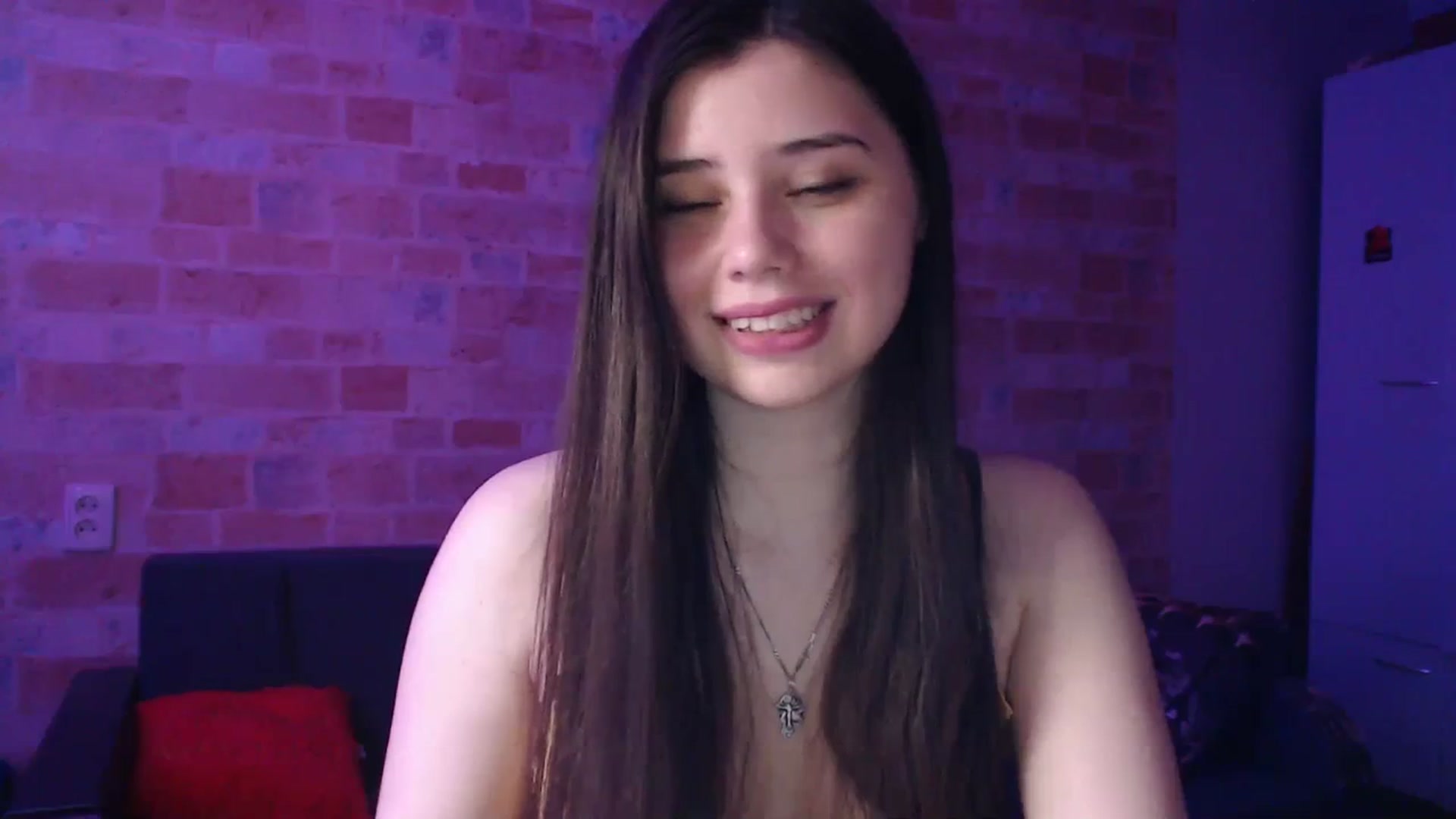Gallery image thumbnail from Moon_light23's myfreecams stream on, 06/14/2023, 19:56 image 3 of 20