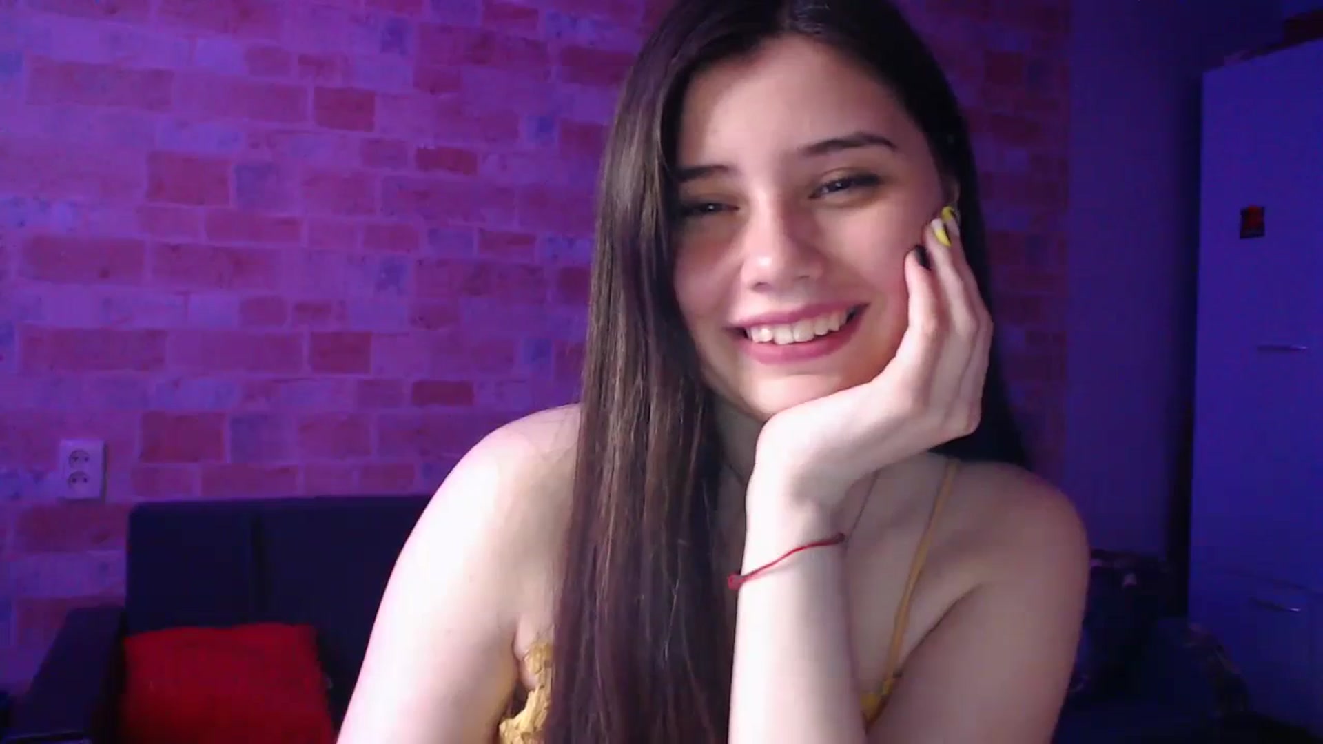 Gallery image thumbnail from Moon_light23's myfreecams stream on, 06/14/2023, 19:56 image 11 of 20