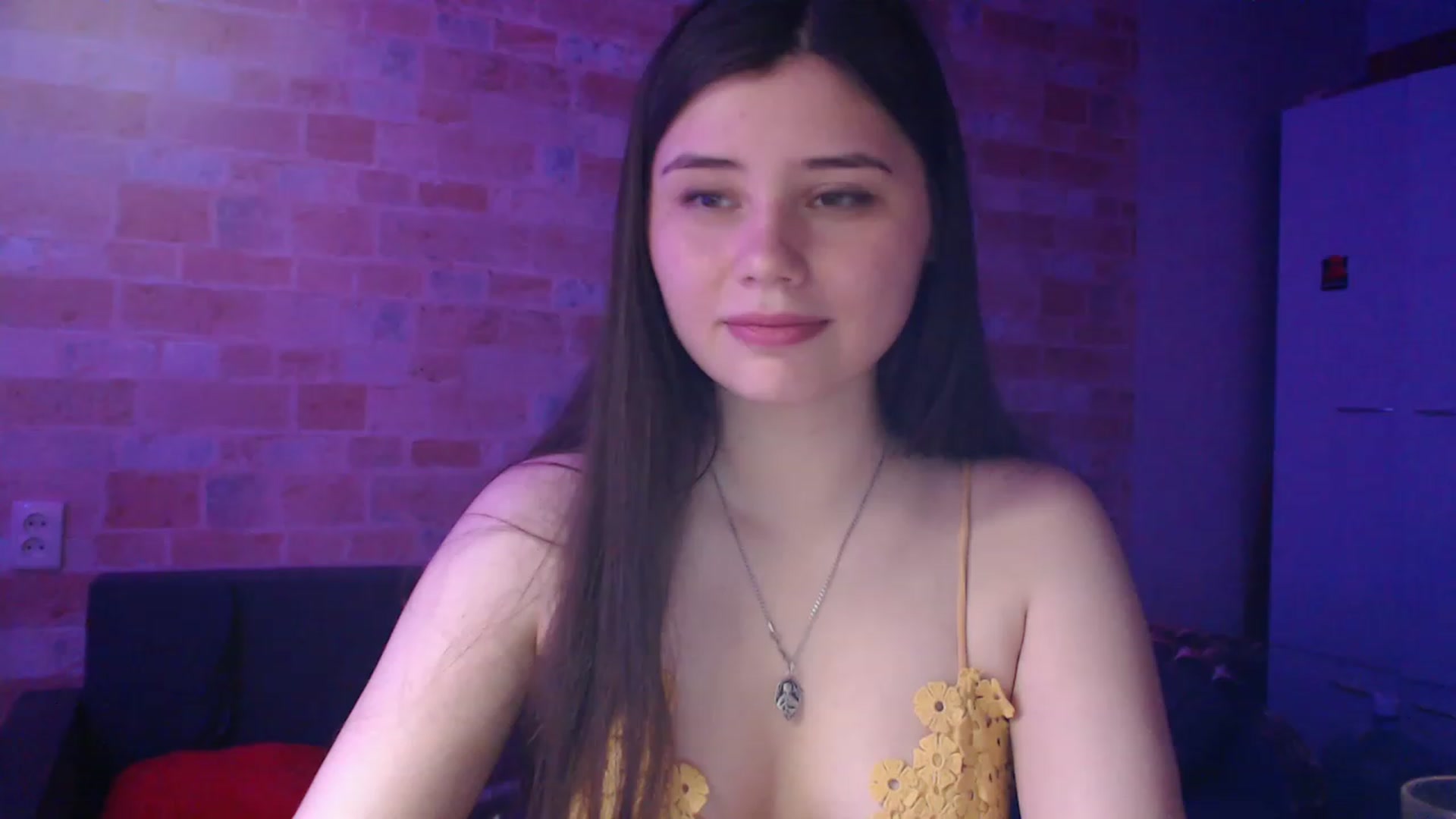 Gallery image thumbnail from Moon_light23's myfreecams stream on, 06/21/2023, 18:51 image 9 of 20