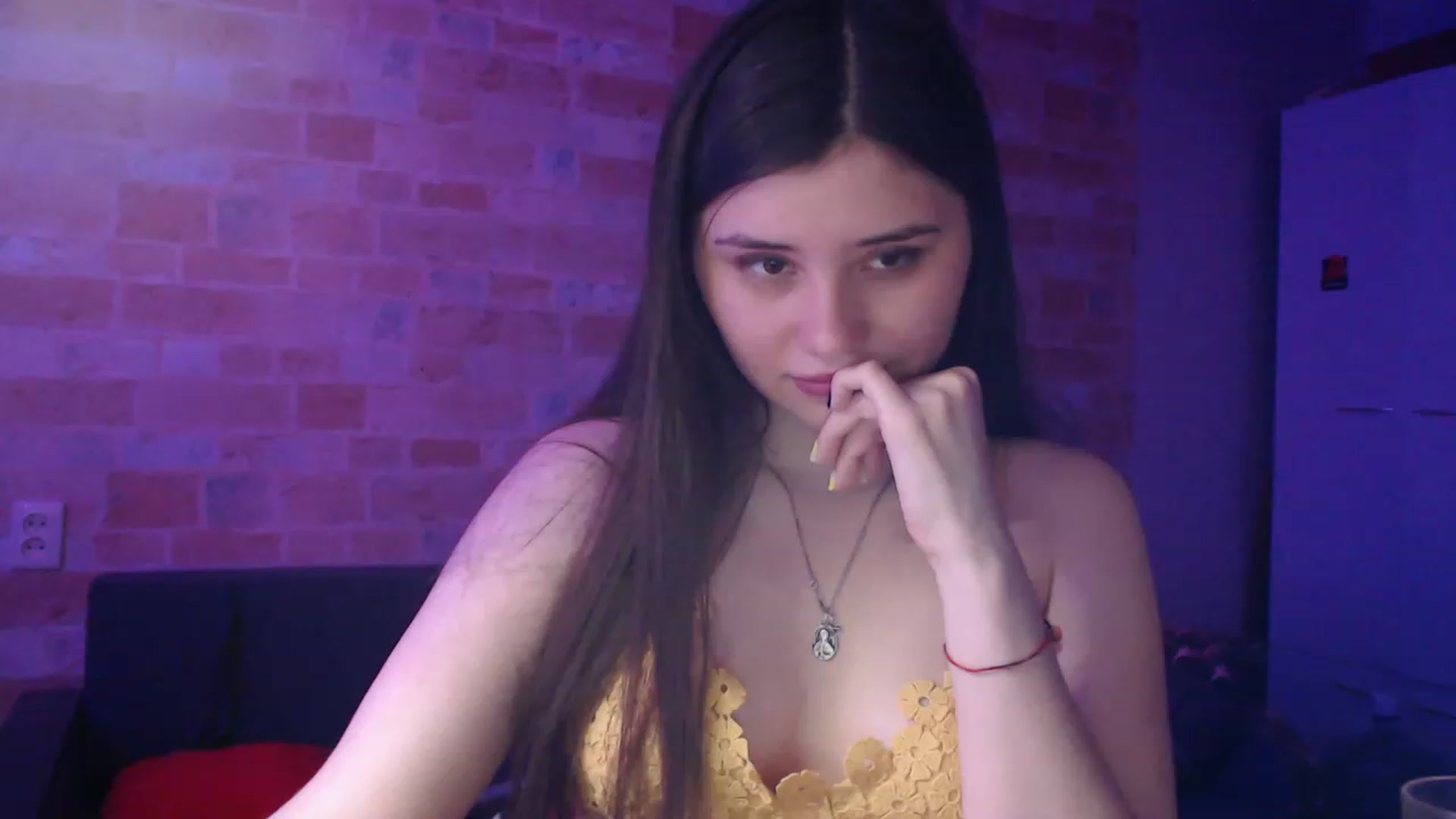 Gallery image thumbnail from Moon_light23's myfreecams stream on, 06/21/2023, 18:51 image 1 of 20