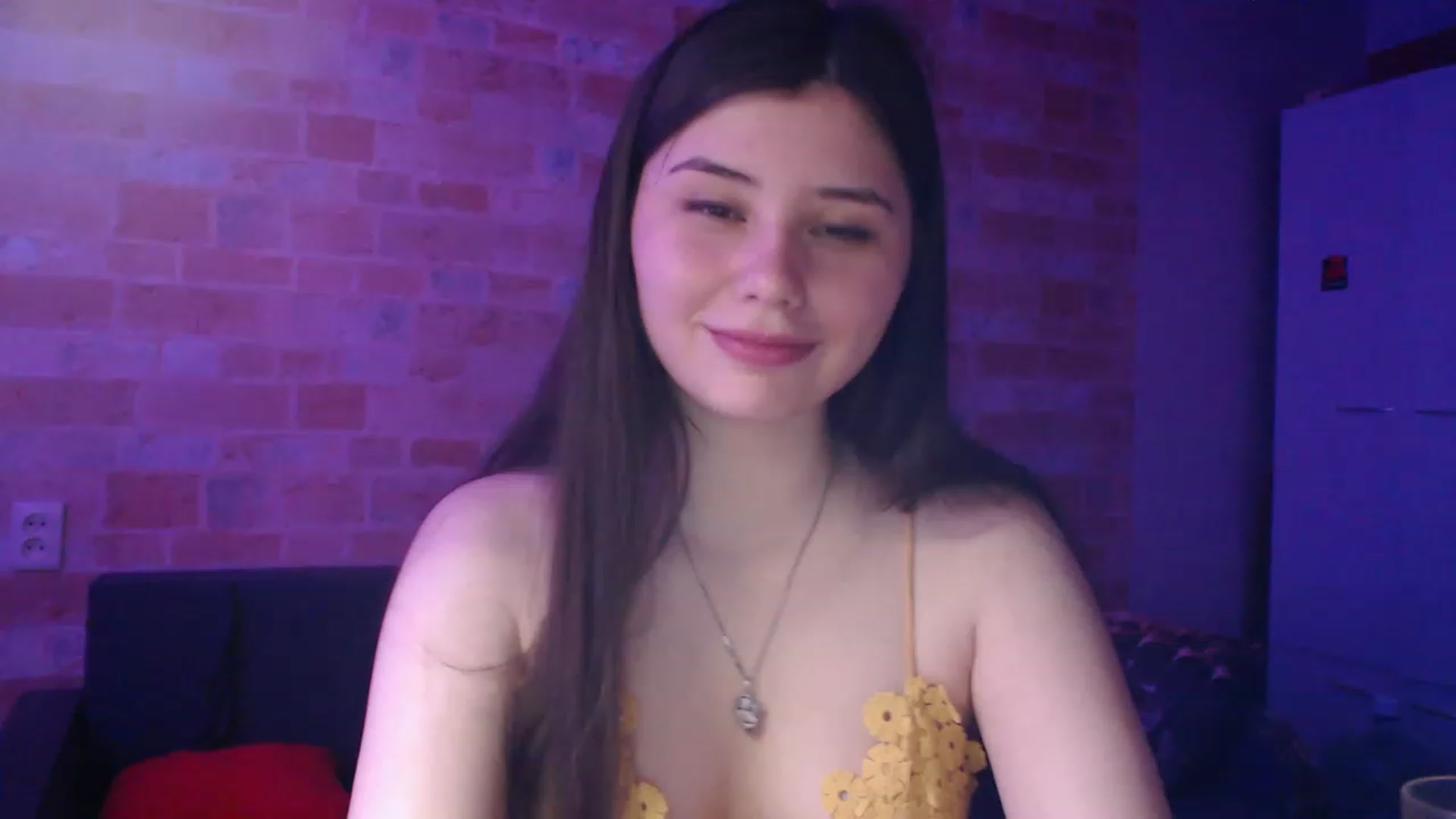 Gallery image thumbnail from Moon_light23's myfreecams stream on, 06/21/2023, 18:51 image 19 of 20
