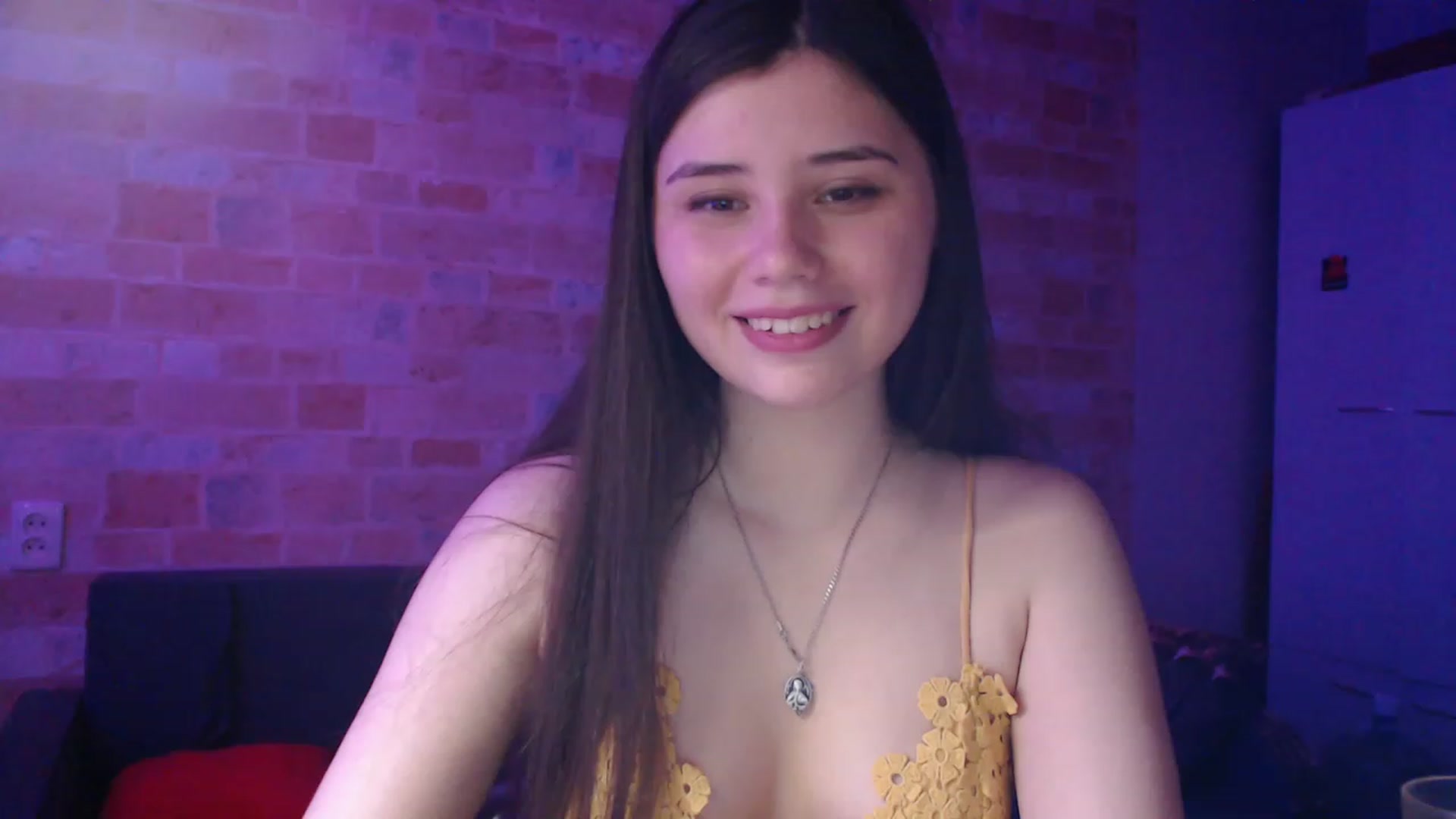 Gallery image thumbnail from Moon_light23's myfreecams stream on, 06/21/2023, 18:51 image 8 of 20