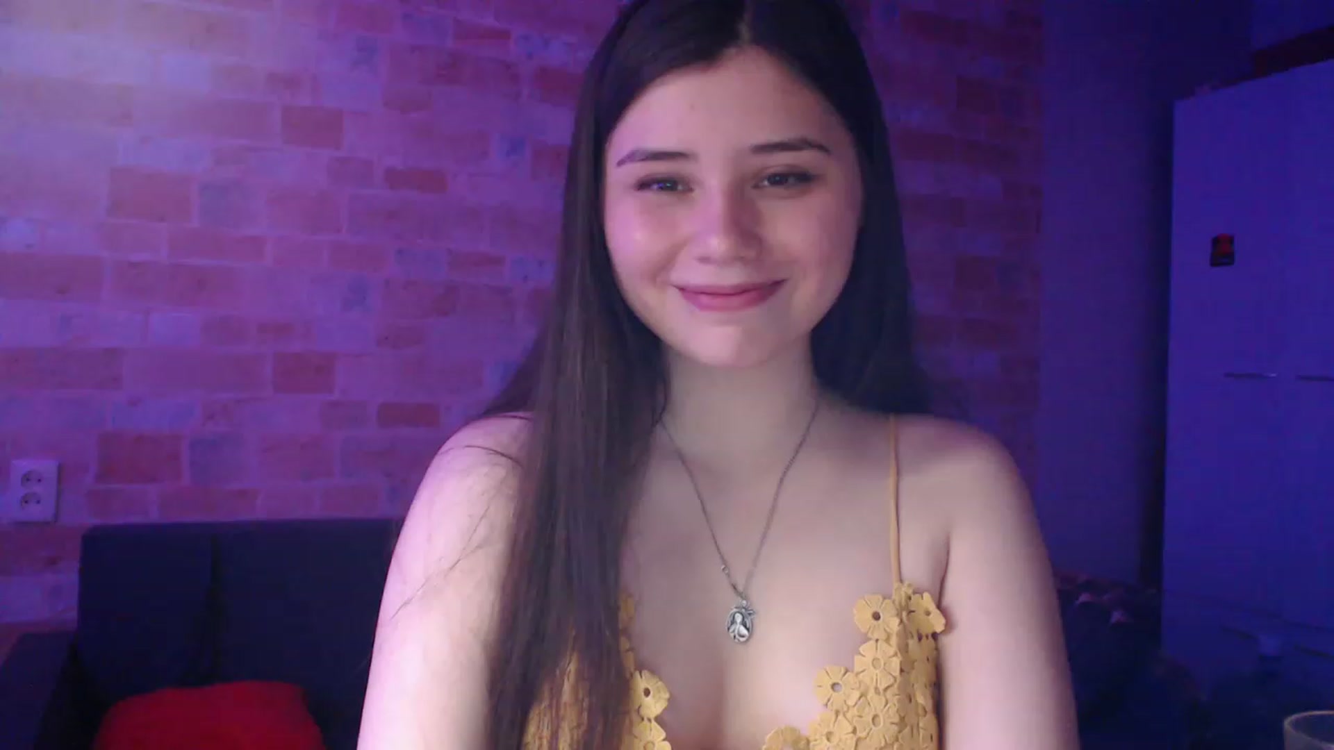 Gallery image thumbnail from Moon_light23's myfreecams stream on, 06/21/2023, 18:51 image 4 of 20