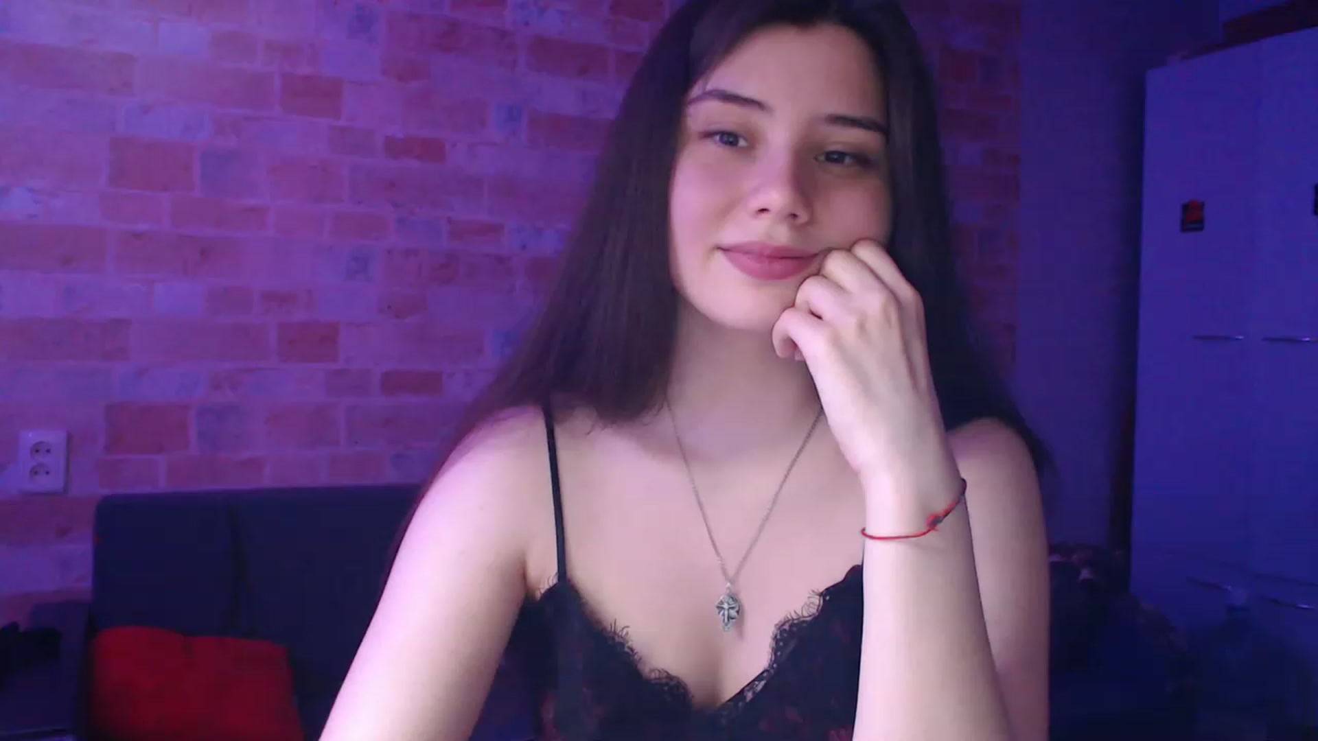 Gallery image thumbnail from Moon_light23's myfreecams stream on, 06/25/2023, 18:06 image 8 of 20