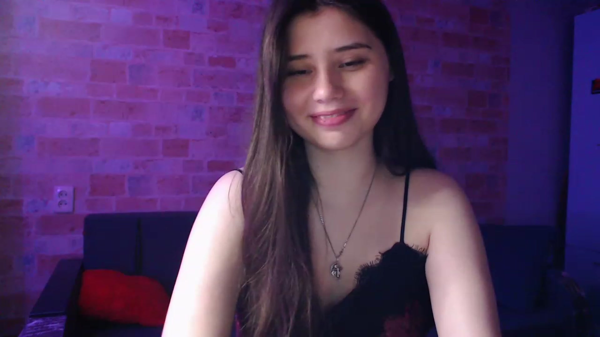Gallery image thumbnail from Moon_light23's myfreecams stream on, 06/30/2023, 19:06 image 17 of 20