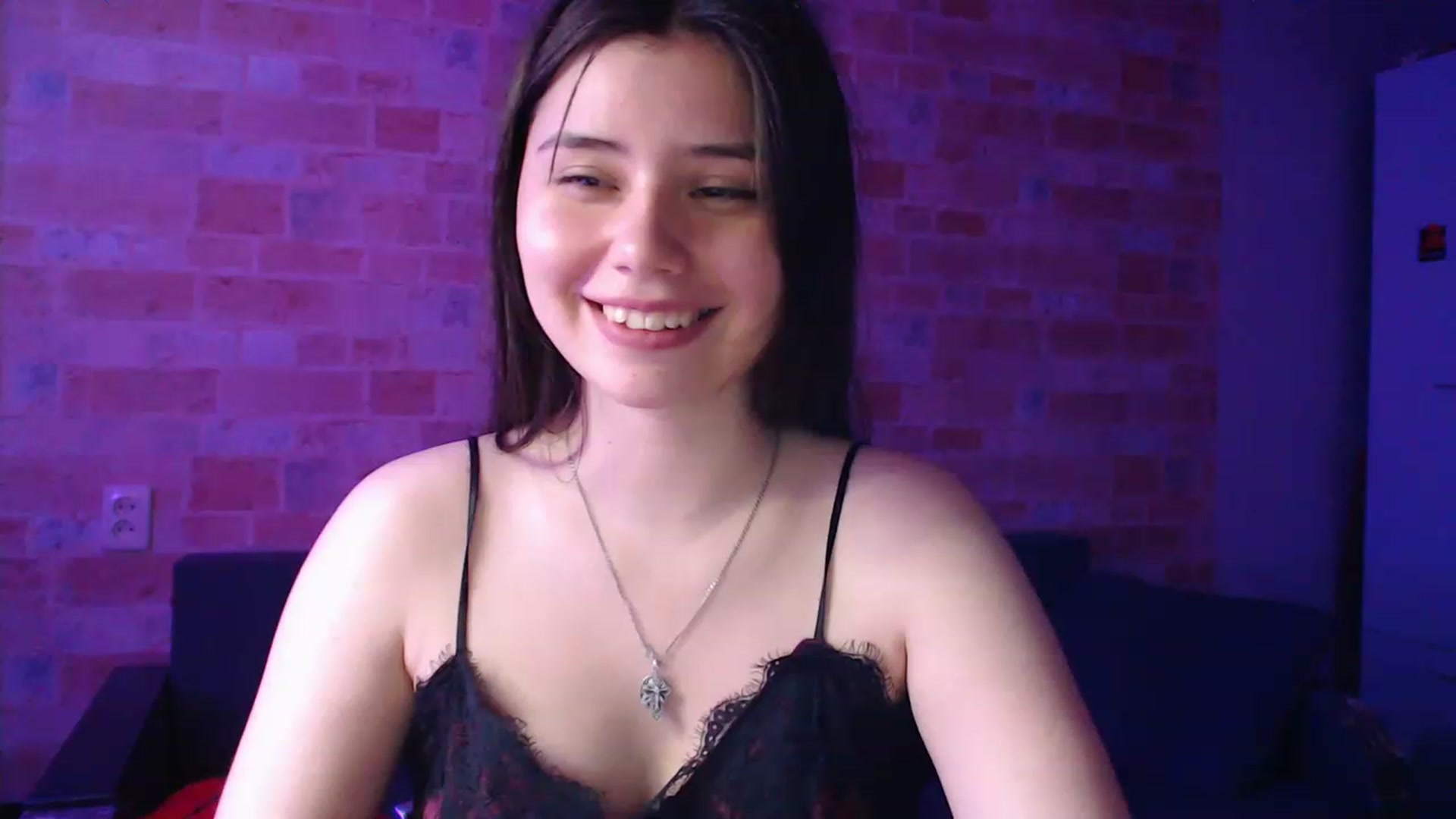 Gallery image thumbnail from Moon_light23's myfreecams stream on, 07/01/2023, 21:52 image 6 of 20