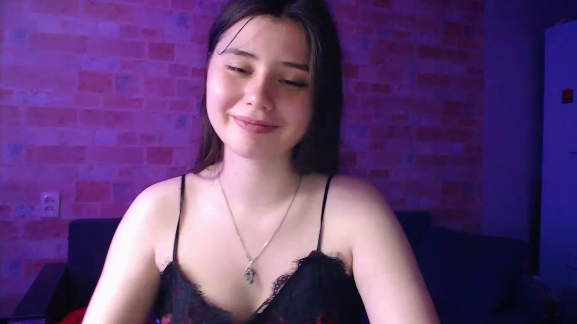 Gallery image thumbnail from Moon_light23's myfreecams stream on, 07/01/2023, 21:52 image 7 of 20