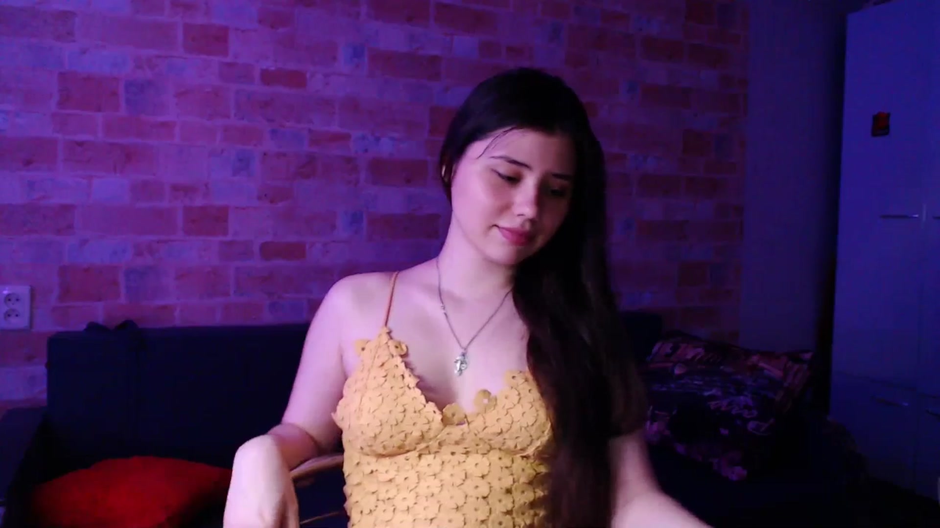 Gallery image thumbnail from Moon_light23's myfreecams stream on, 07/07/2023, 18:02 image 20 of 20