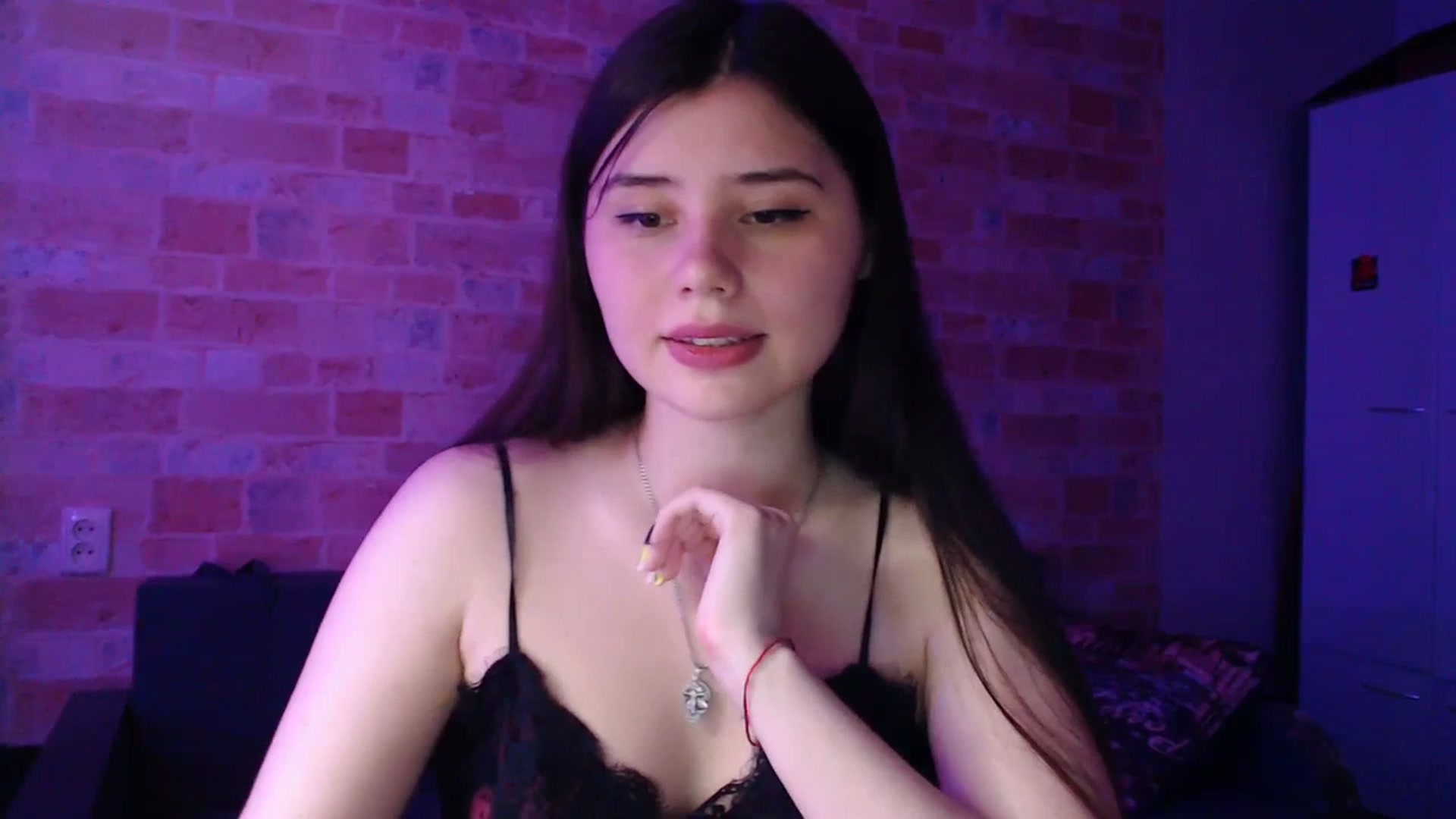 Gallery image thumbnail from Moon_light23's myfreecams stream on, 07/13/2023, 19:43 image 12 of 20