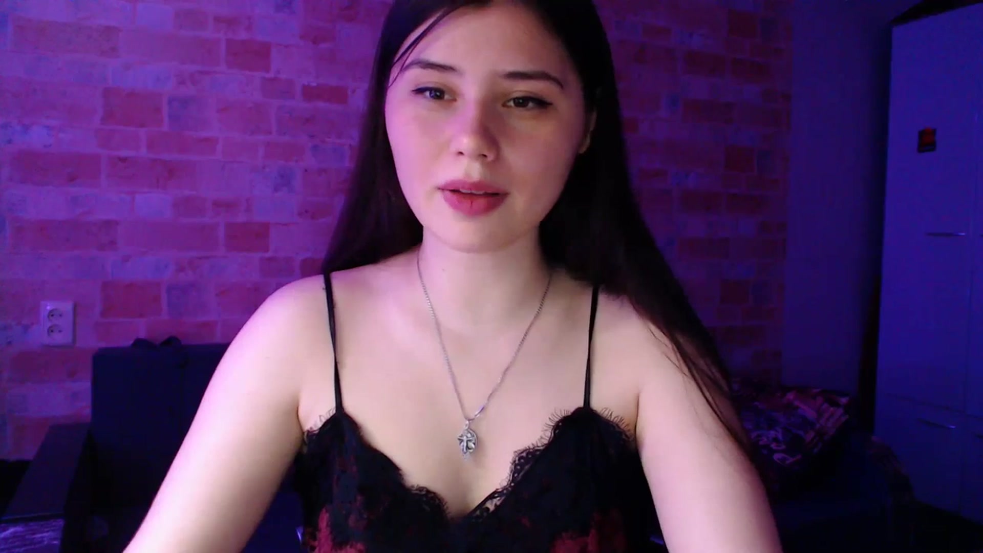 Gallery image thumbnail from Moon_light23's myfreecams stream on, 07/13/2023, 19:43 image 10 of 20