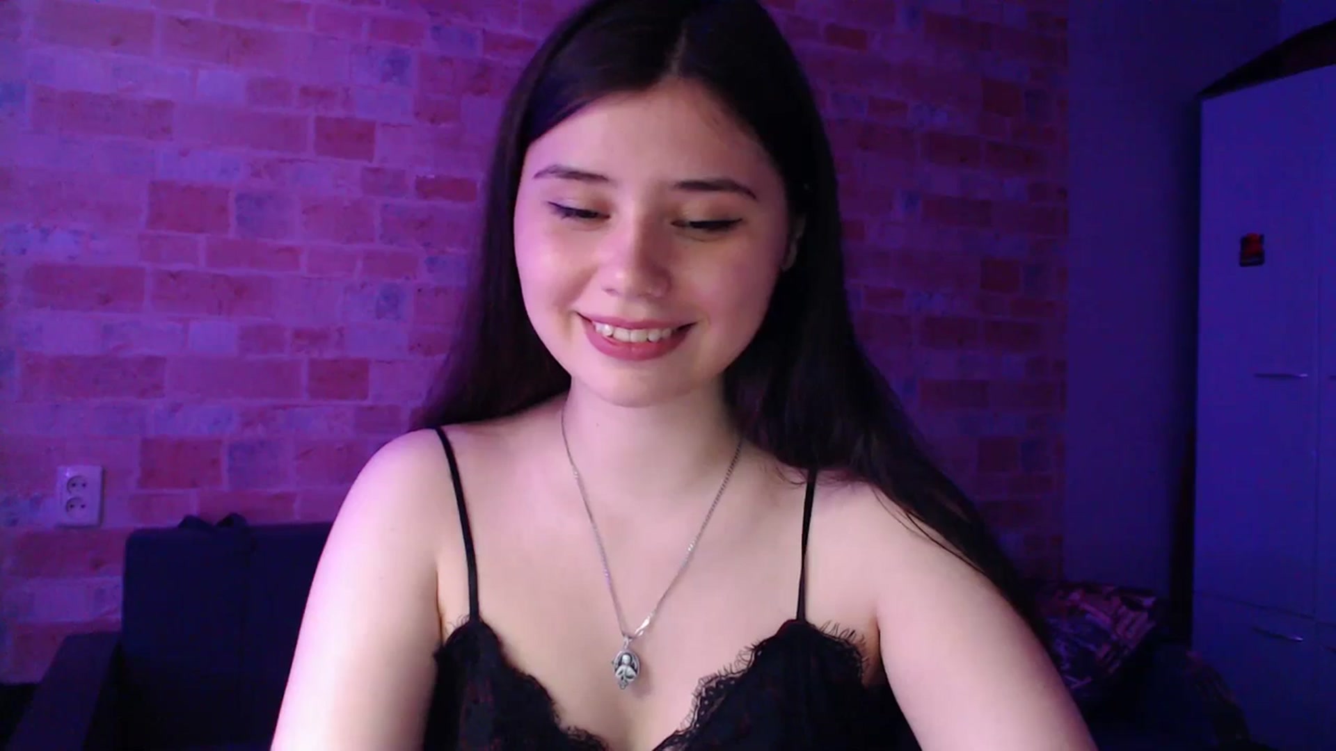 Gallery image thumbnail from Moon_light23's myfreecams stream on, 07/13/2023, 19:43 image 20 of 20