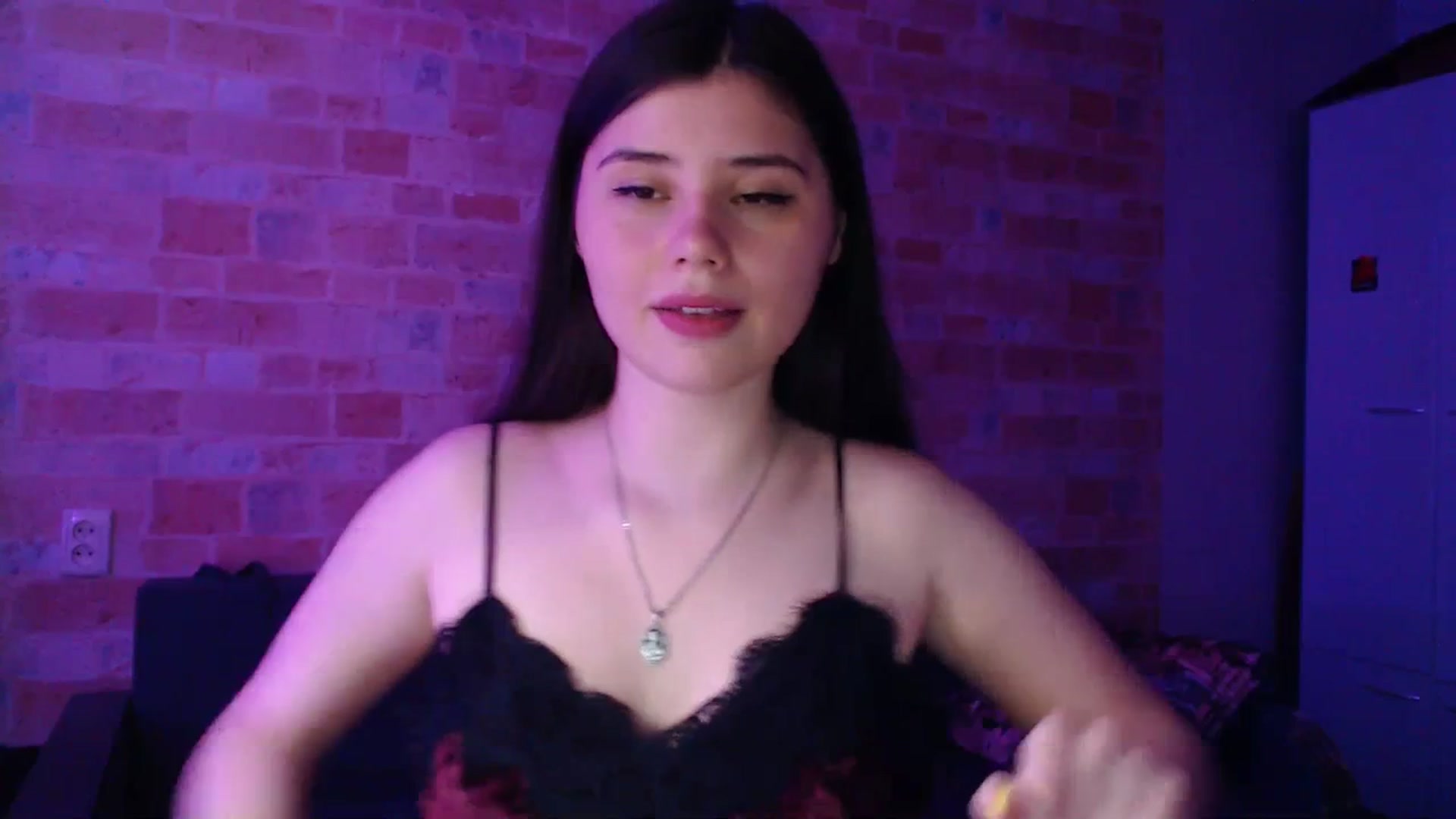 Gallery image thumbnail from Moon_light23's myfreecams stream on, 07/13/2023, 19:43 image 16 of 20