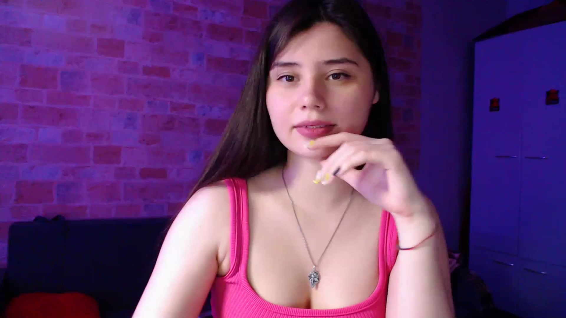 Gallery image thumbnail from Moon_light23's myfreecams stream on, 07/14/2023, 18:23 image 12 of 20
