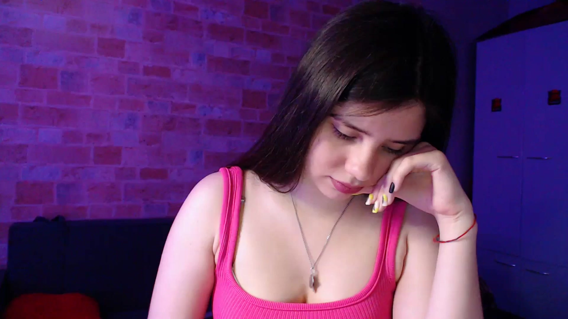 Gallery image thumbnail from Moon_light23's myfreecams stream on, 07/14/2023, 18:23 image 14 of 20