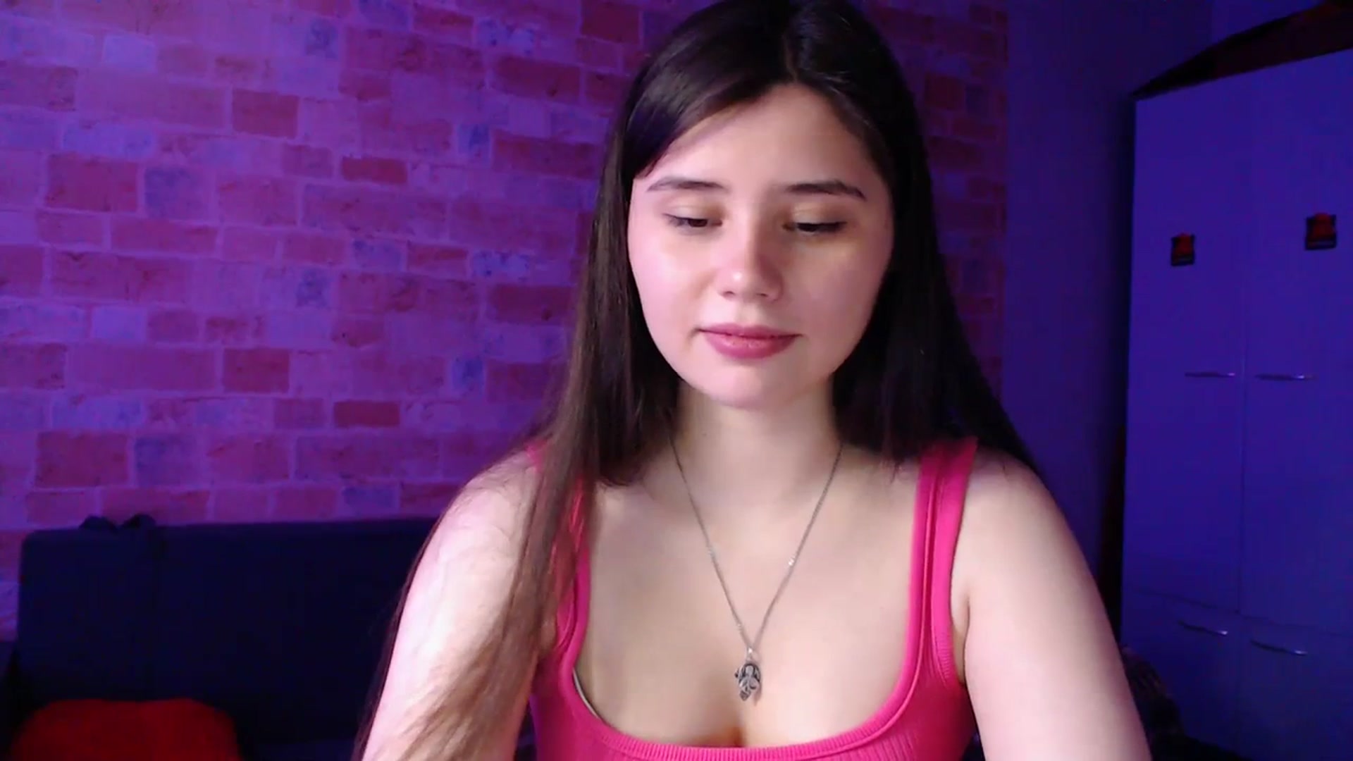 Gallery image thumbnail from Moon_light23's myfreecams stream on, 07/14/2023, 19:31 image 14 of 20