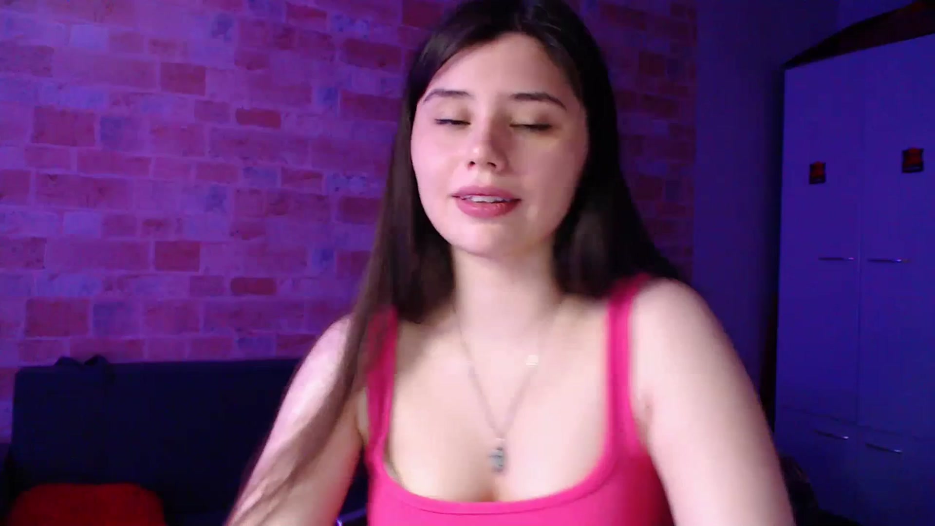 Gallery image thumbnail from Moon_light23's myfreecams stream on, 07/14/2023, 19:31 image 13 of 20