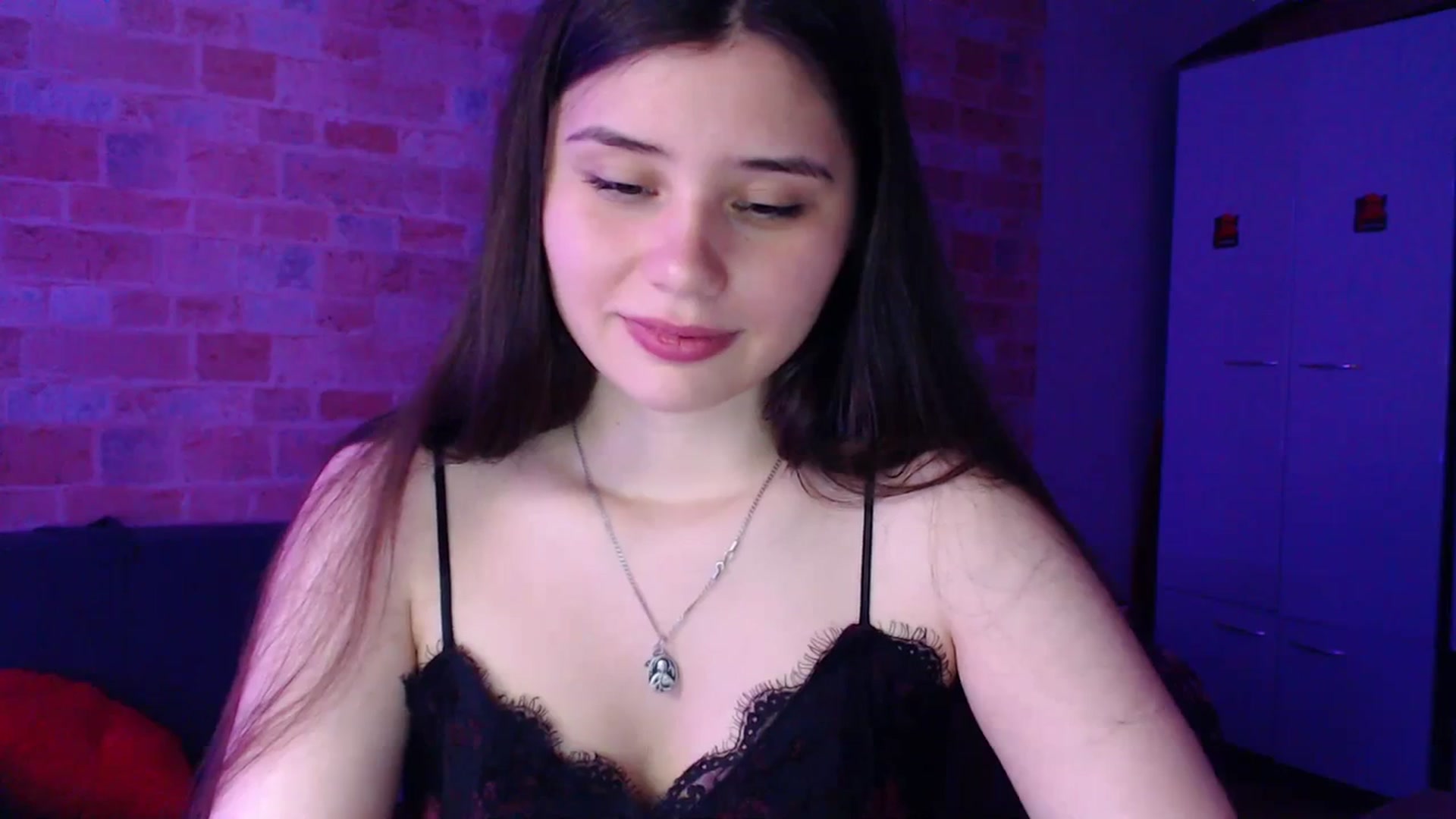 Gallery image thumbnail from Moon_light23's myfreecams stream on, 07/18/2023, 19:29 image 5 of 20