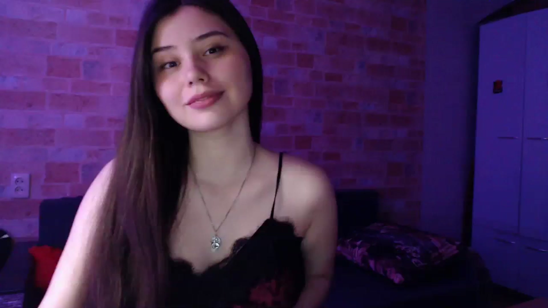Gallery image thumbnail from Moon_light23's myfreecams stream on, 07/23/2023, 18:33 image 13 of 20