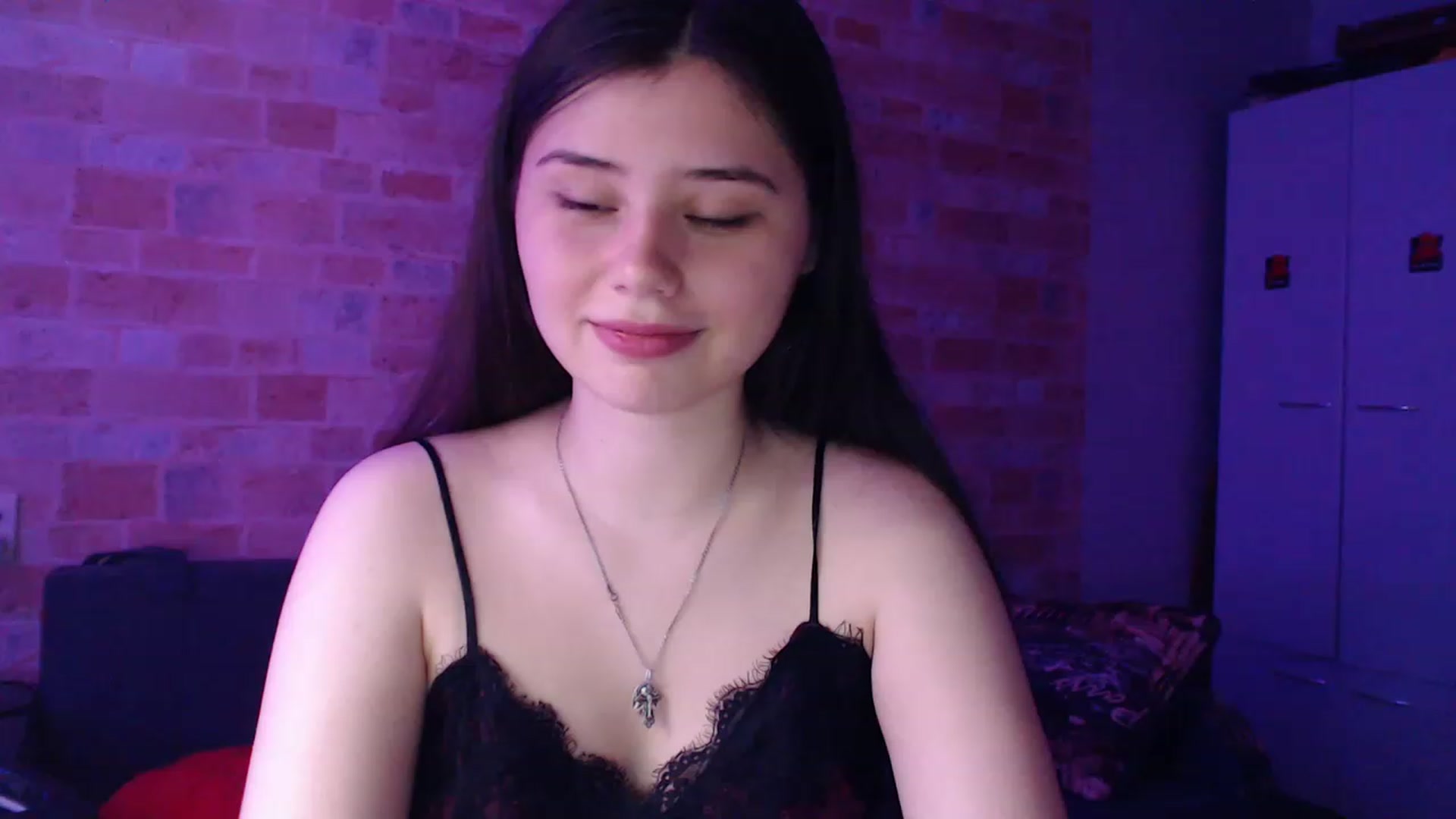 Gallery image thumbnail from Moon_light23's myfreecams stream on, 07/27/2023, 18:36 image 14 of 20