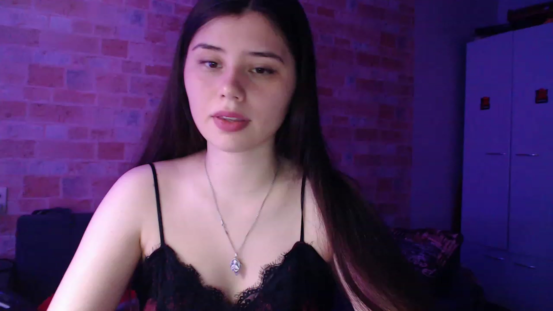 Gallery image thumbnail from Moon_light23's myfreecams stream on, 07/27/2023, 18:36 image 3 of 20