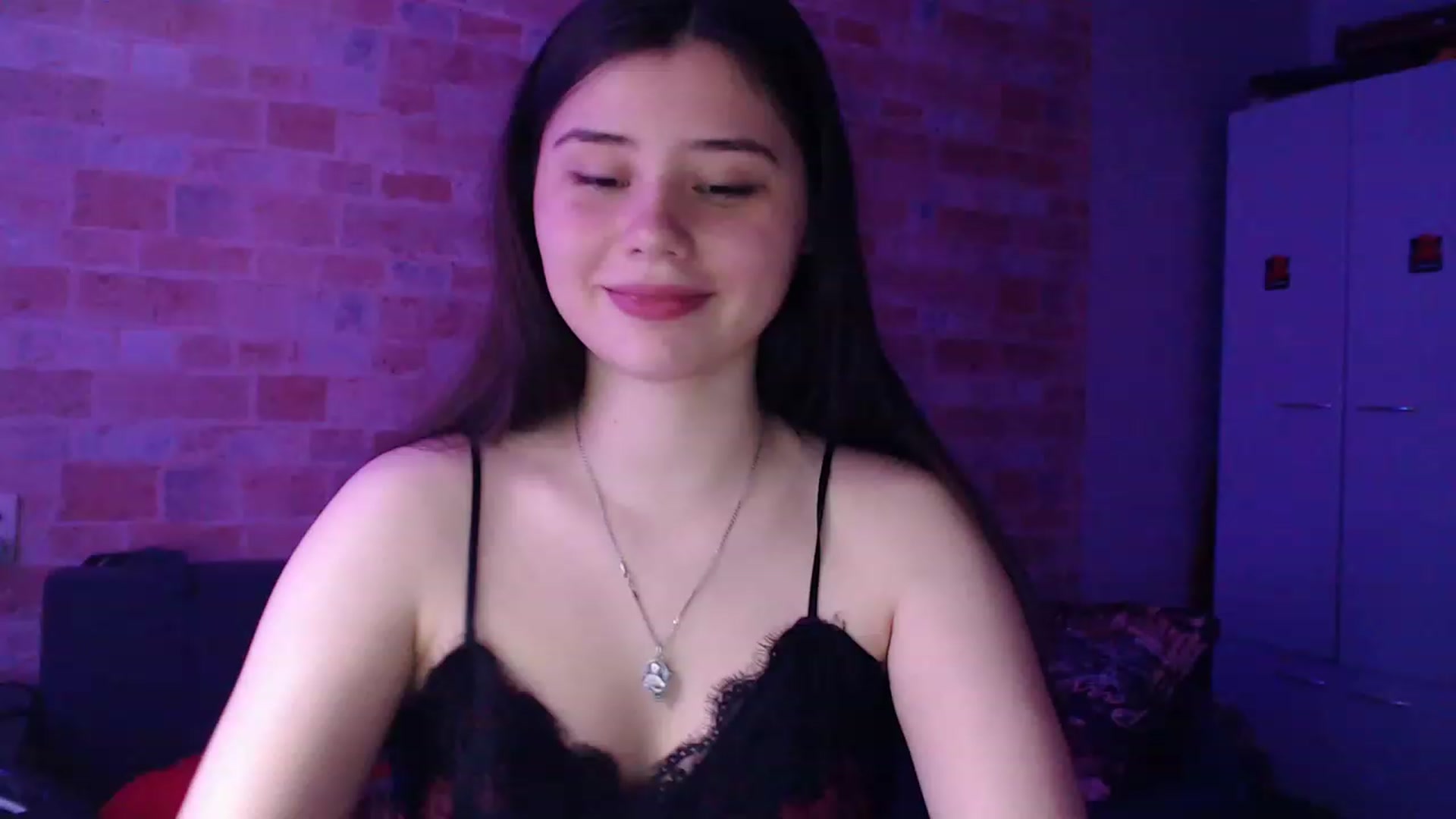 Gallery image thumbnail from Moon_light23's myfreecams stream on, 07/27/2023, 18:36 image 9 of 20
