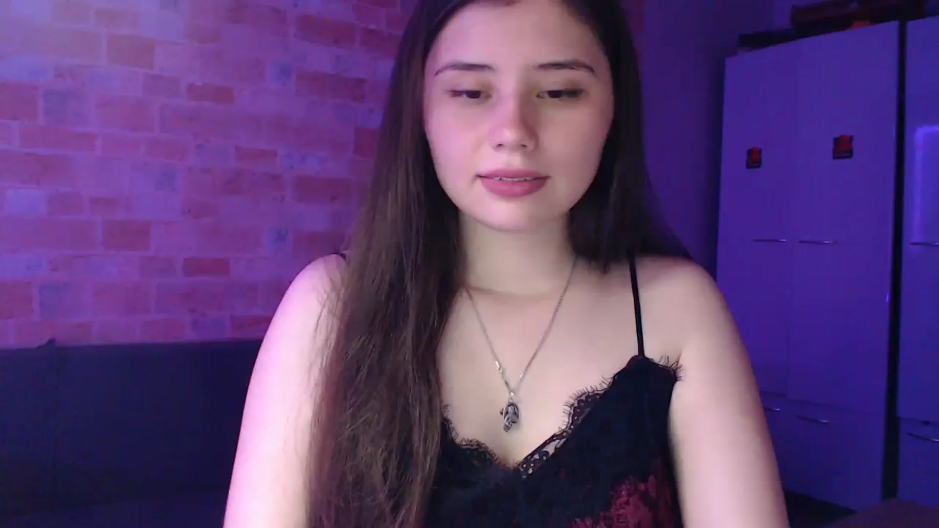 Gallery image thumbnail from Moon_light23's myfreecams stream on, 08/14/2023, 19:04 image 5 of 20