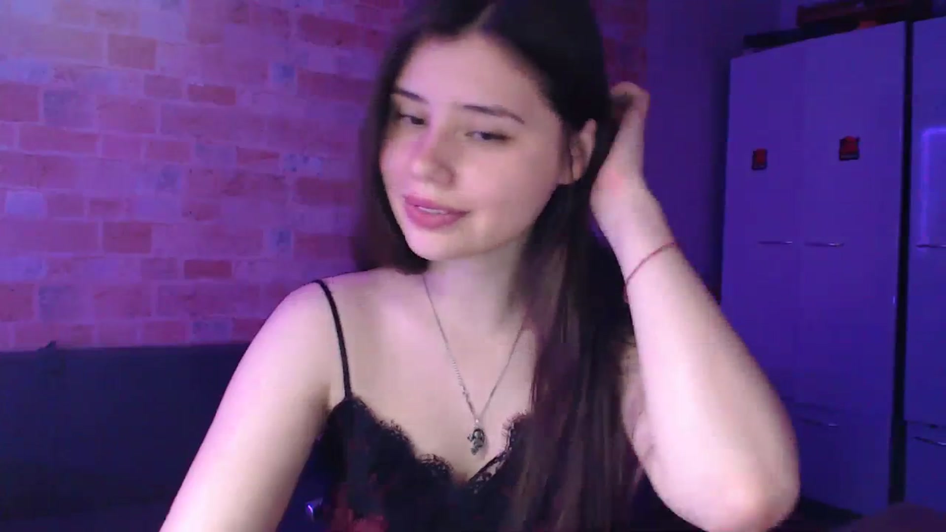 Gallery image thumbnail from Moon_light23's myfreecams stream on, 08/14/2023, 19:04 image 8 of 20