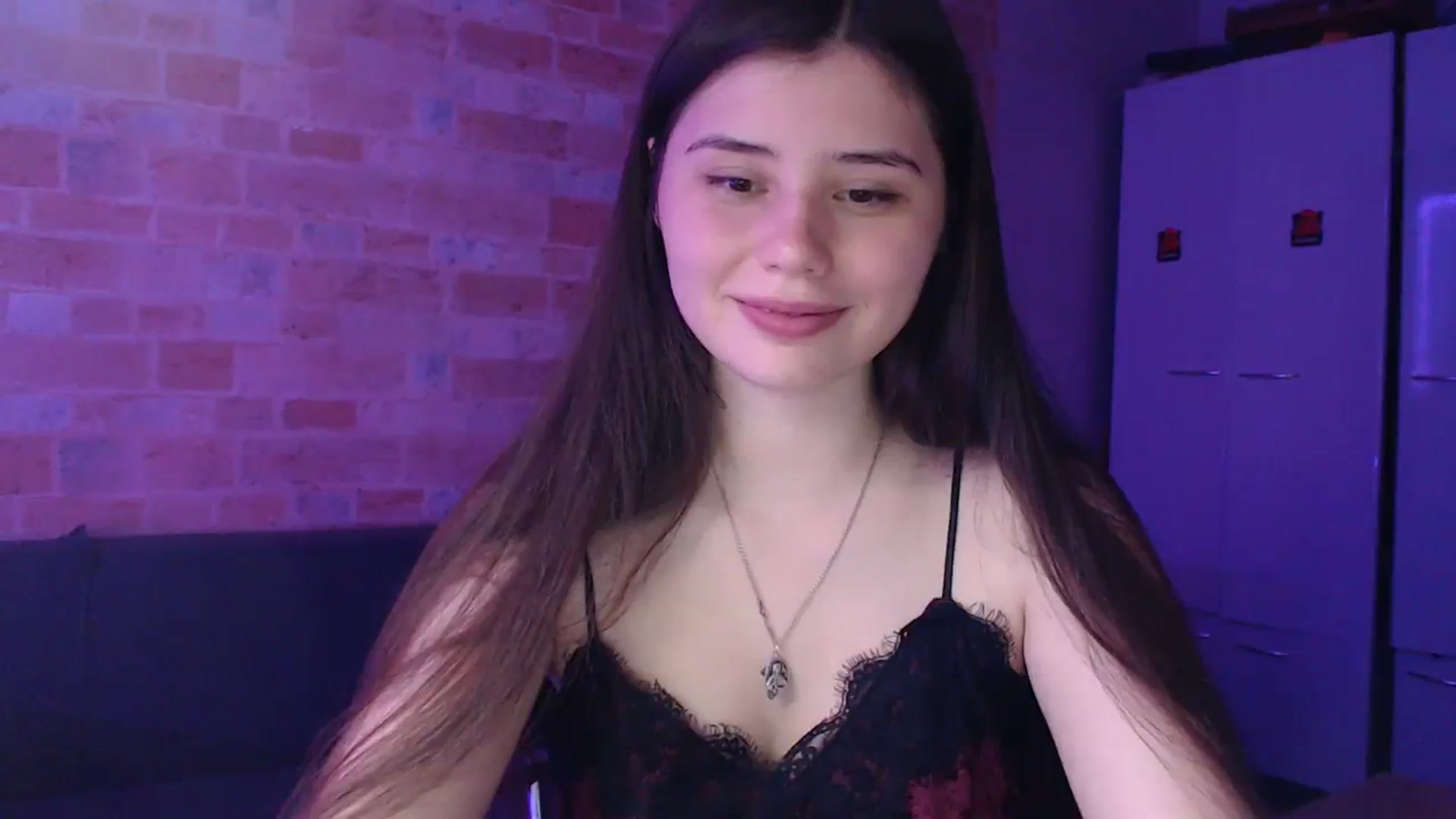 Gallery image thumbnail from Moon_light23's myfreecams stream on, 08/14/2023, 19:04 image 19 of 20