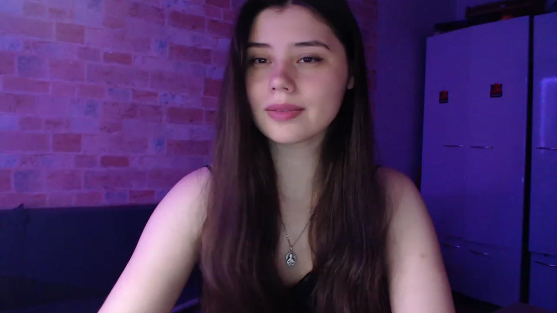 Gallery image thumbnail from Moon_light23's myfreecams stream on, 08/15/2023, 19:35 image 2 of 20