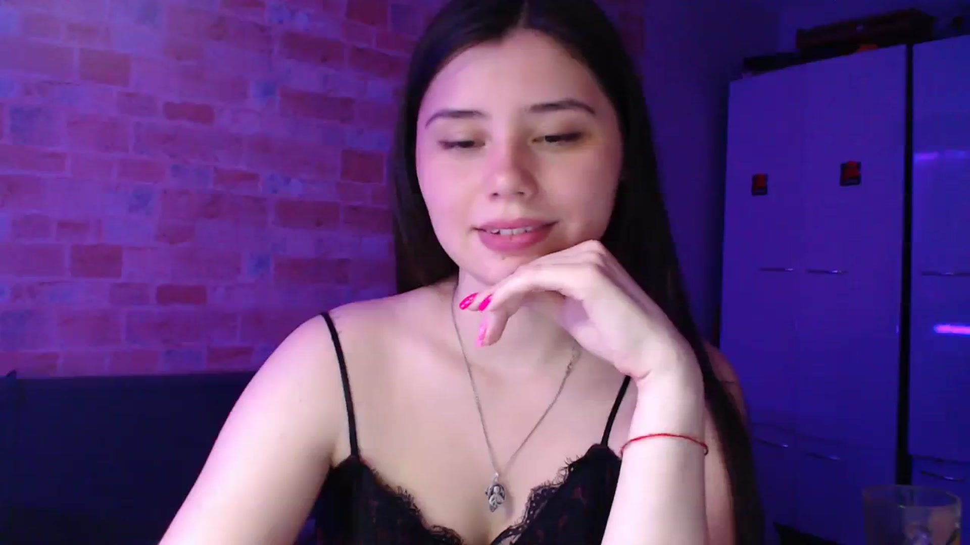 Gallery image thumbnail from Moon_light23's myfreecams stream on, 08/16/2023, 18:43 image 6 of 20