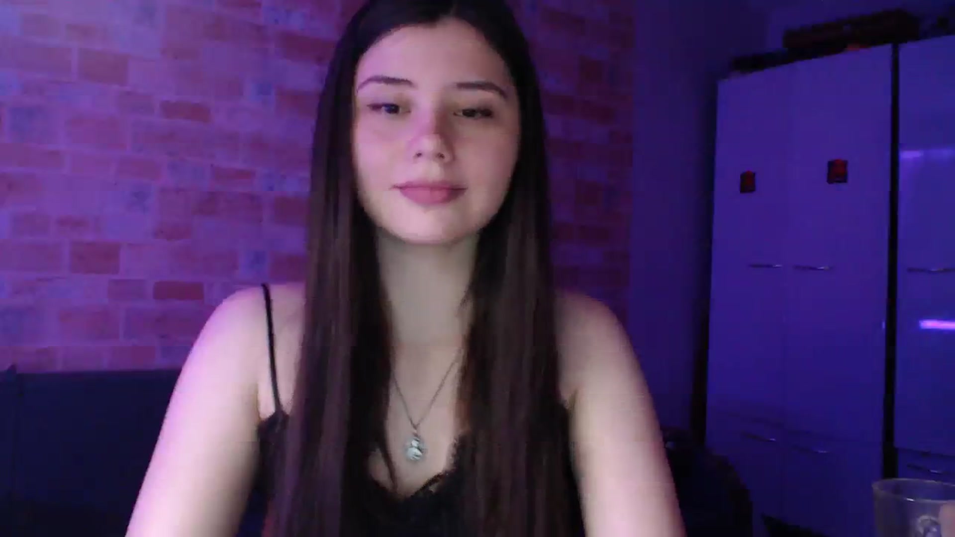 Gallery image thumbnail from Moon_light23's myfreecams stream on, 08/16/2023, 18:43 image 3 of 20