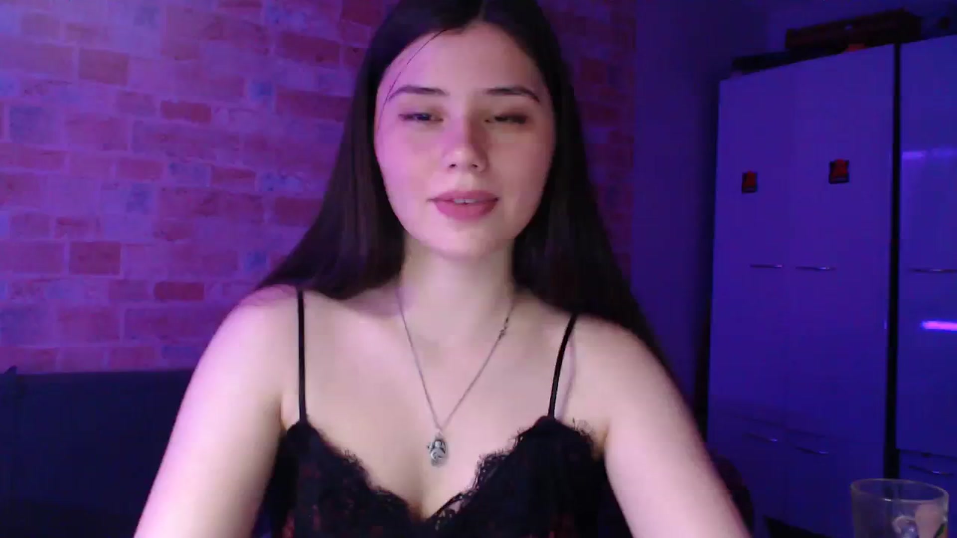 Gallery image thumbnail from Moon_light23's myfreecams stream on, 08/16/2023, 18:43 image 16 of 20