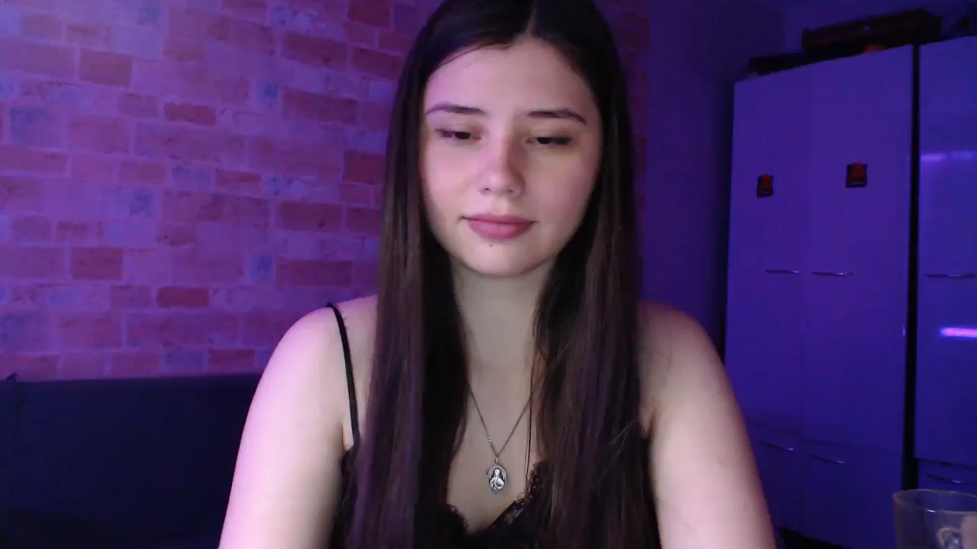 Gallery image thumbnail from Moon_light23's myfreecams stream on, 08/16/2023, 18:43 image 2 of 20