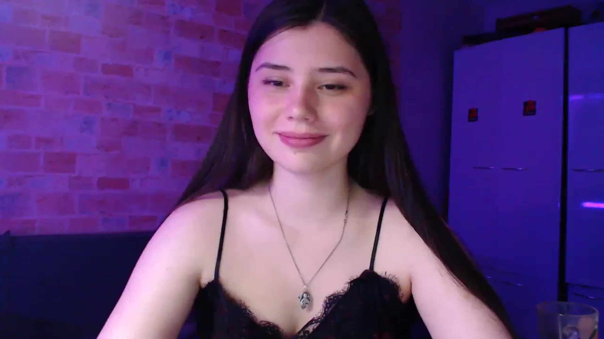 Gallery image thumbnail from Moon_light23's myfreecams stream on, 08/16/2023, 18:43 image 11 of 20