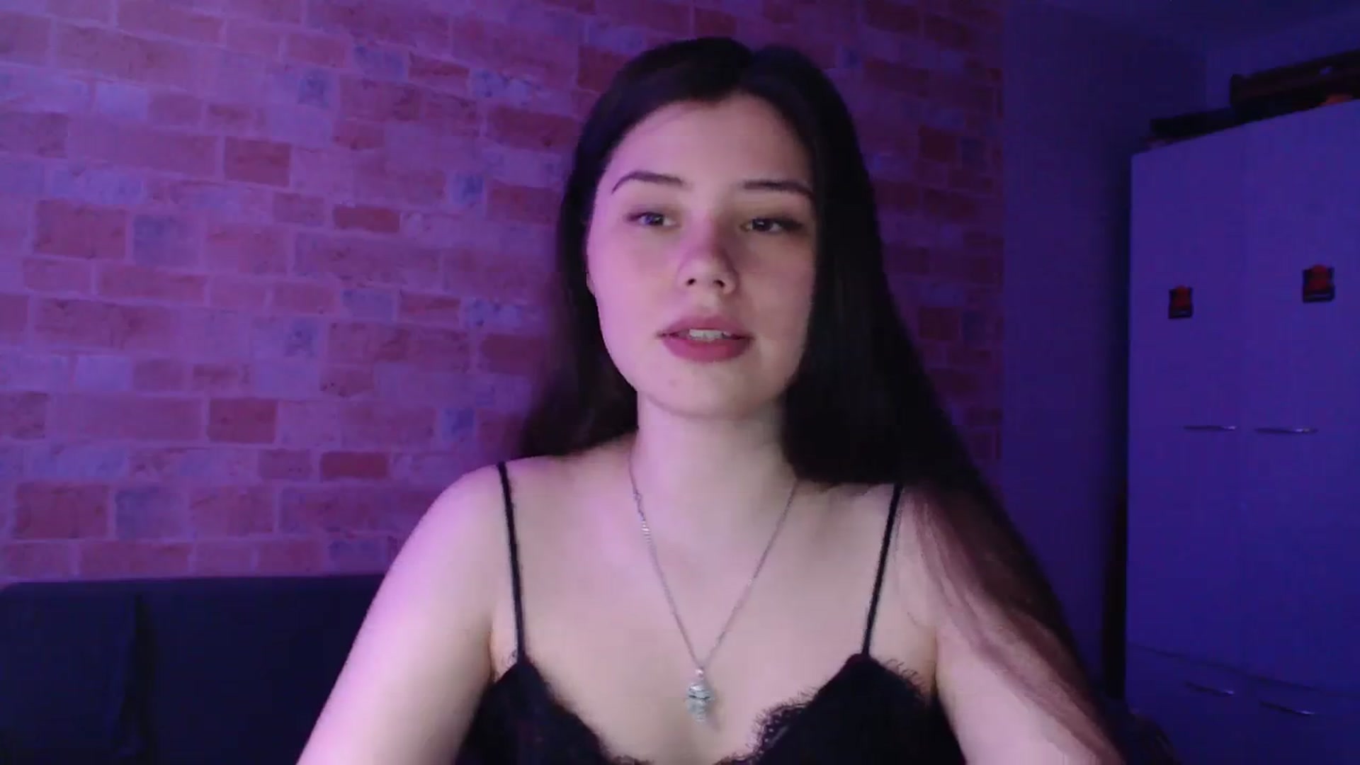 Gallery image thumbnail from Moon_light23's myfreecams stream on, 08/22/2023, 17:53 image 11 of 20