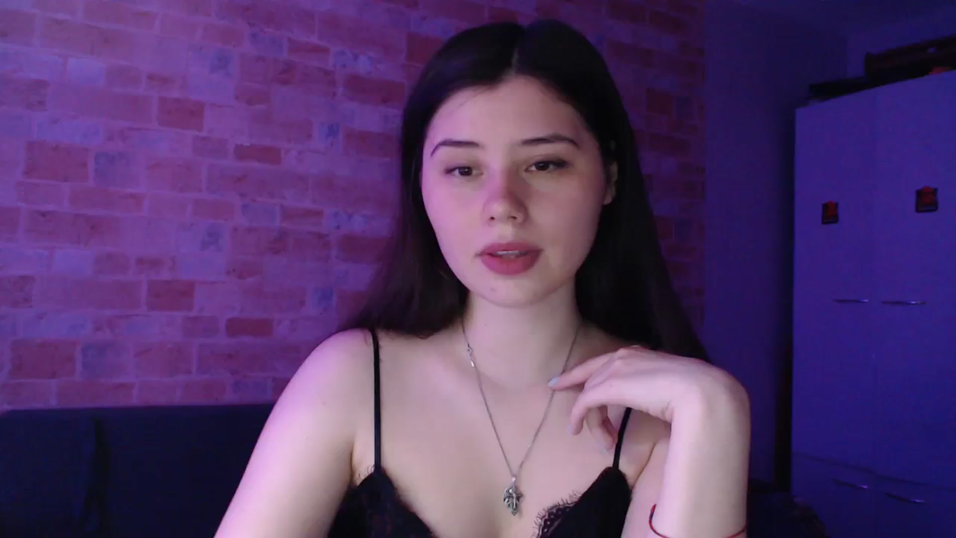 Gallery image thumbnail from Moon_light23's myfreecams stream on, 08/22/2023, 17:53 image 3 of 20